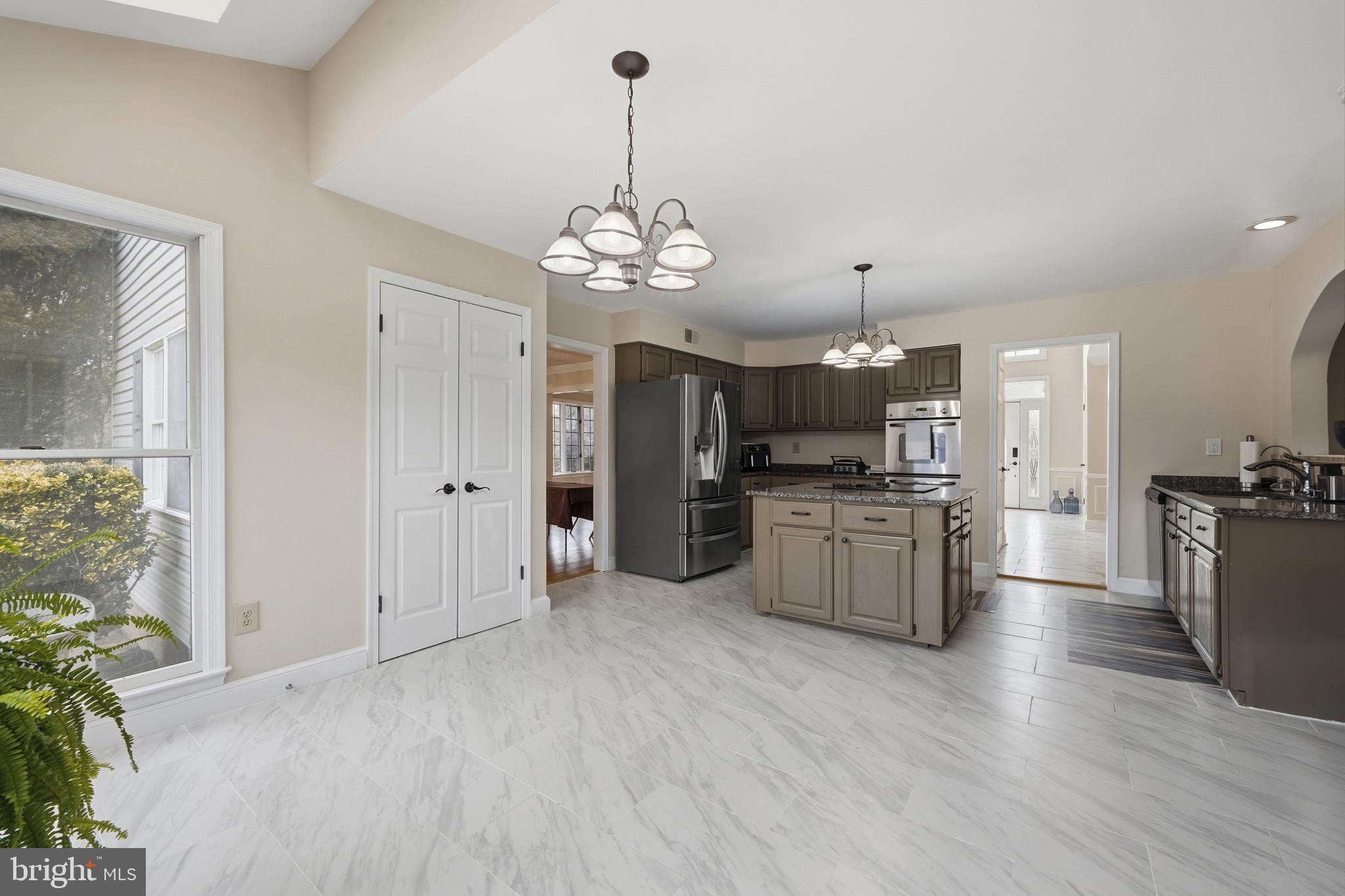 FLINTRIDGE - Residential