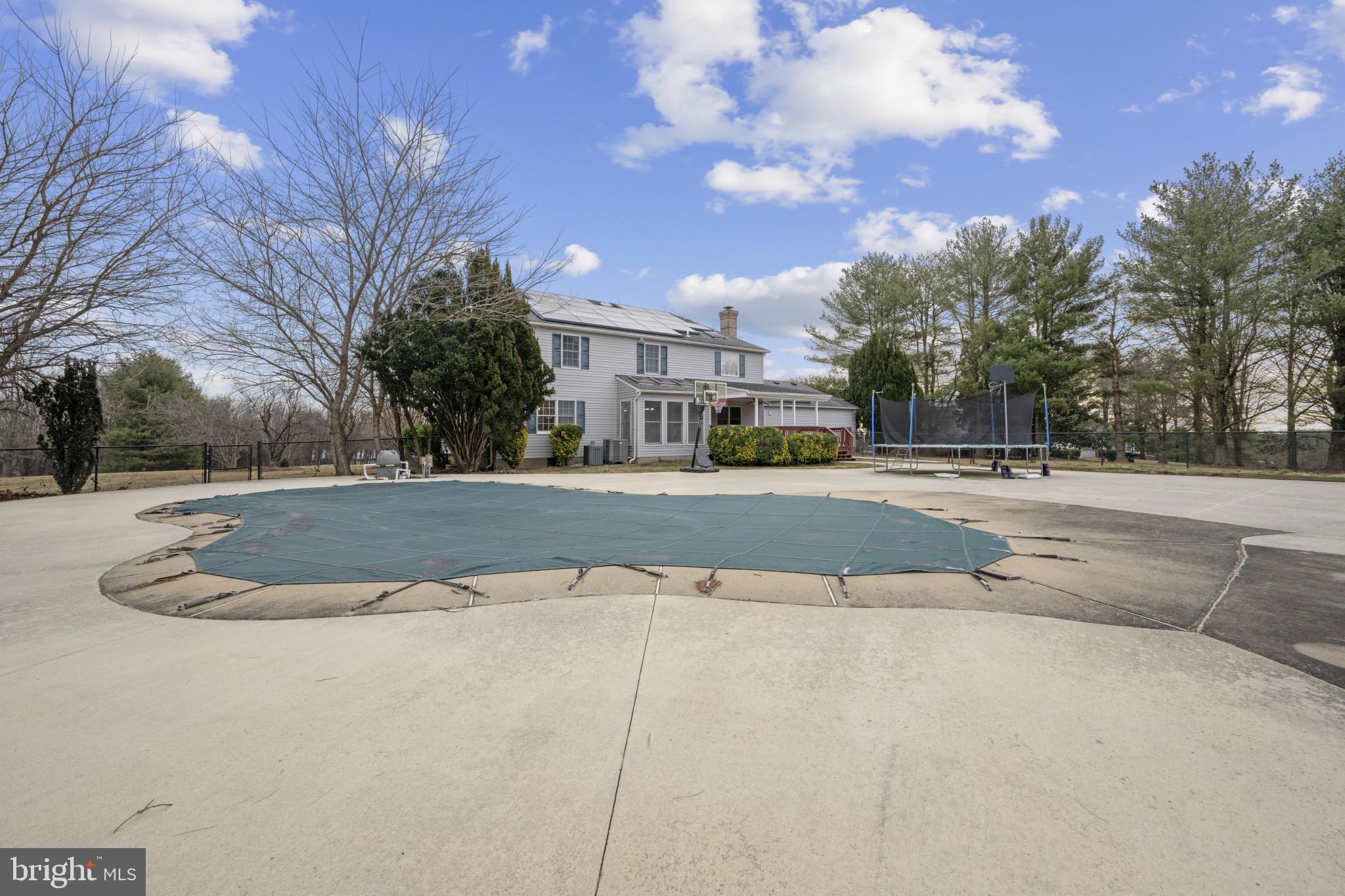 FLINTRIDGE - Residential