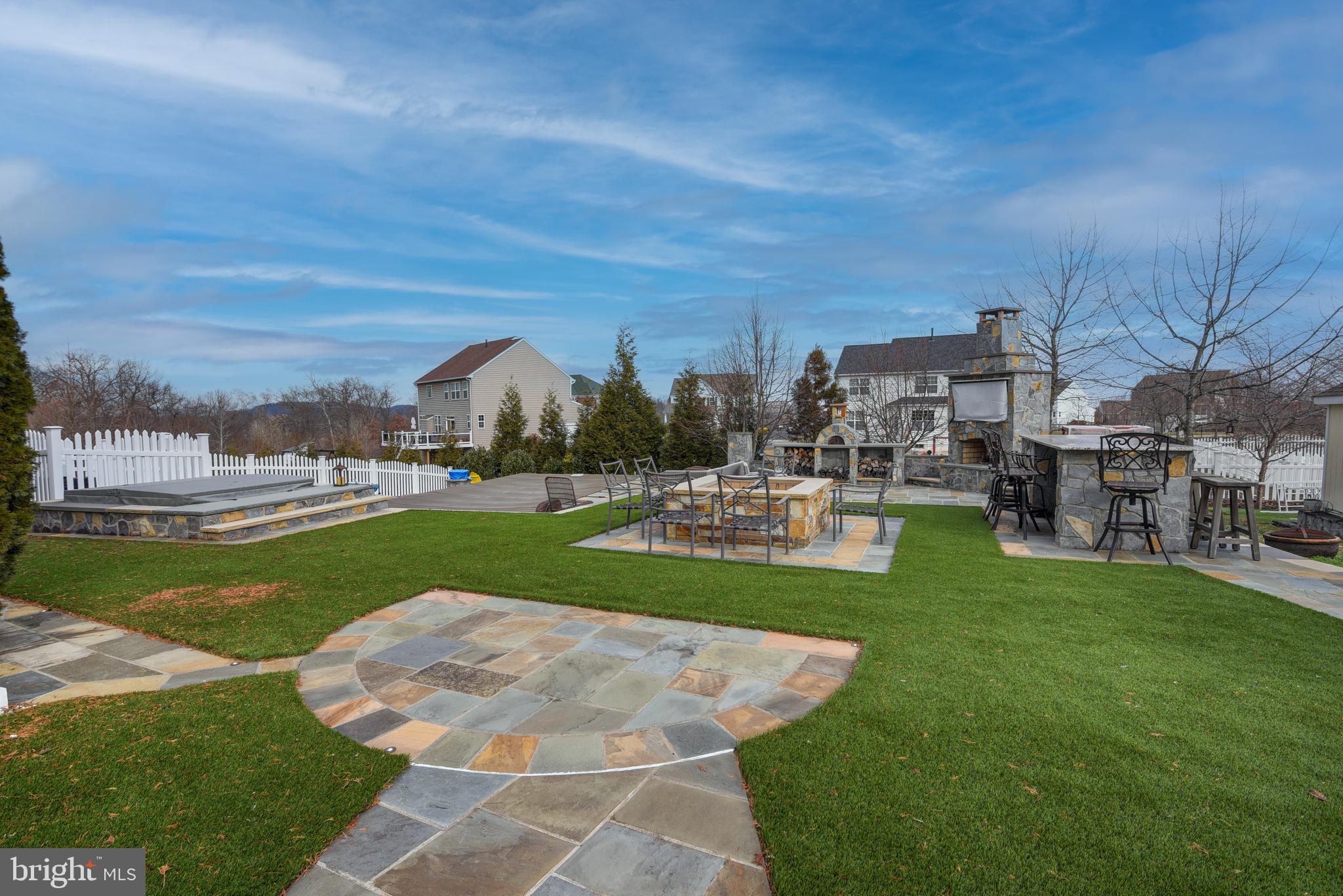 ELYSIAN HEIGHTS - Residential