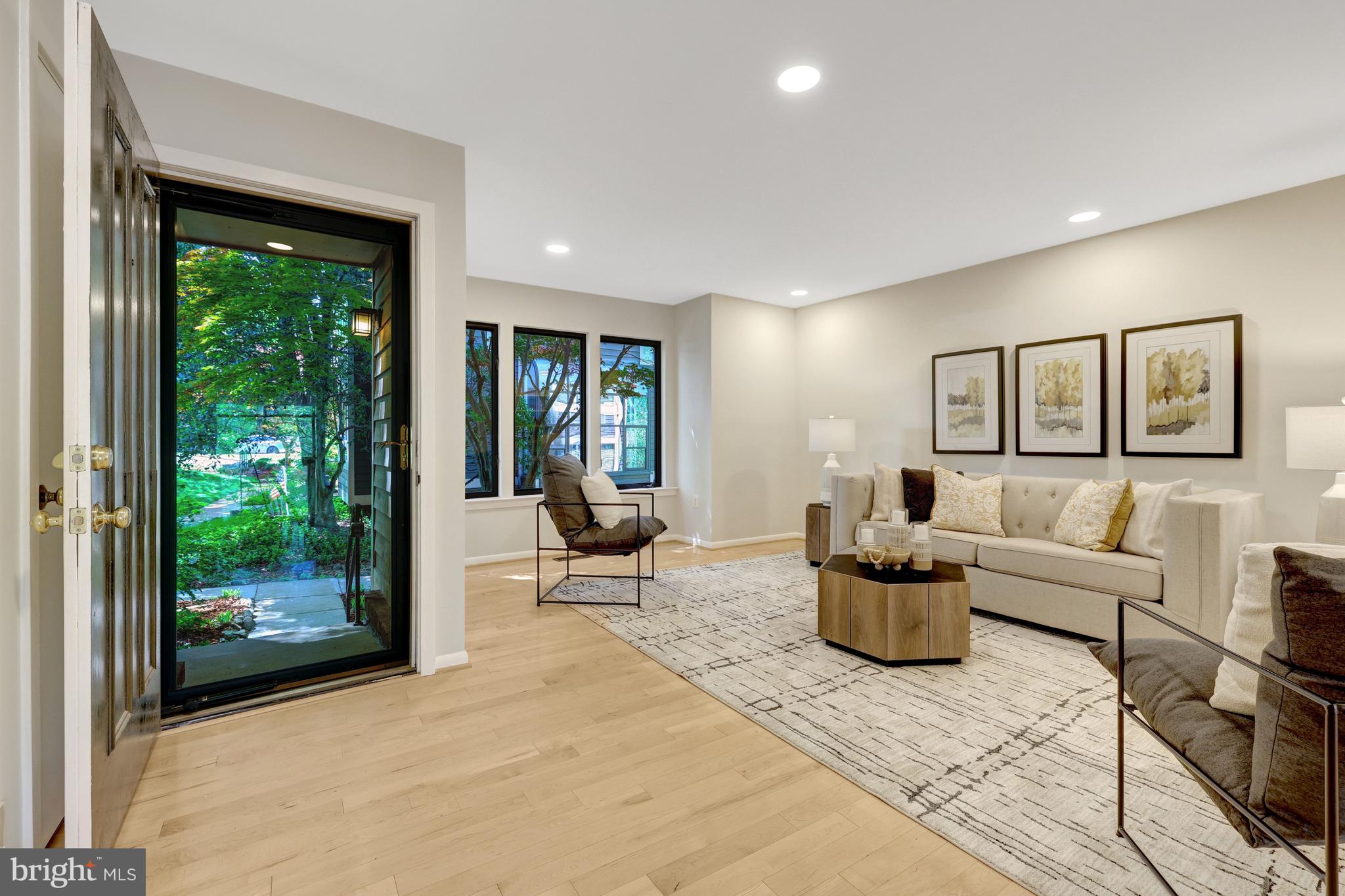 LAKE AUDUBON TERRACE - Residential