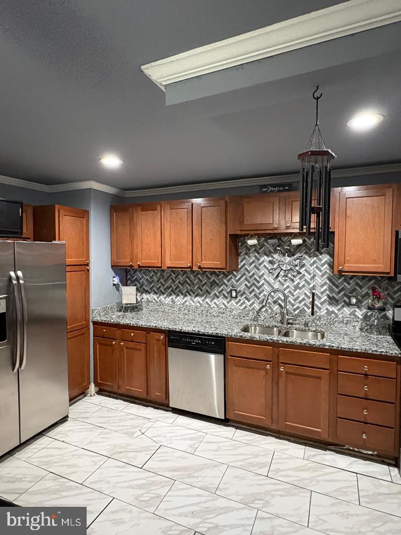 GRAY MANOR HOMES - Residential