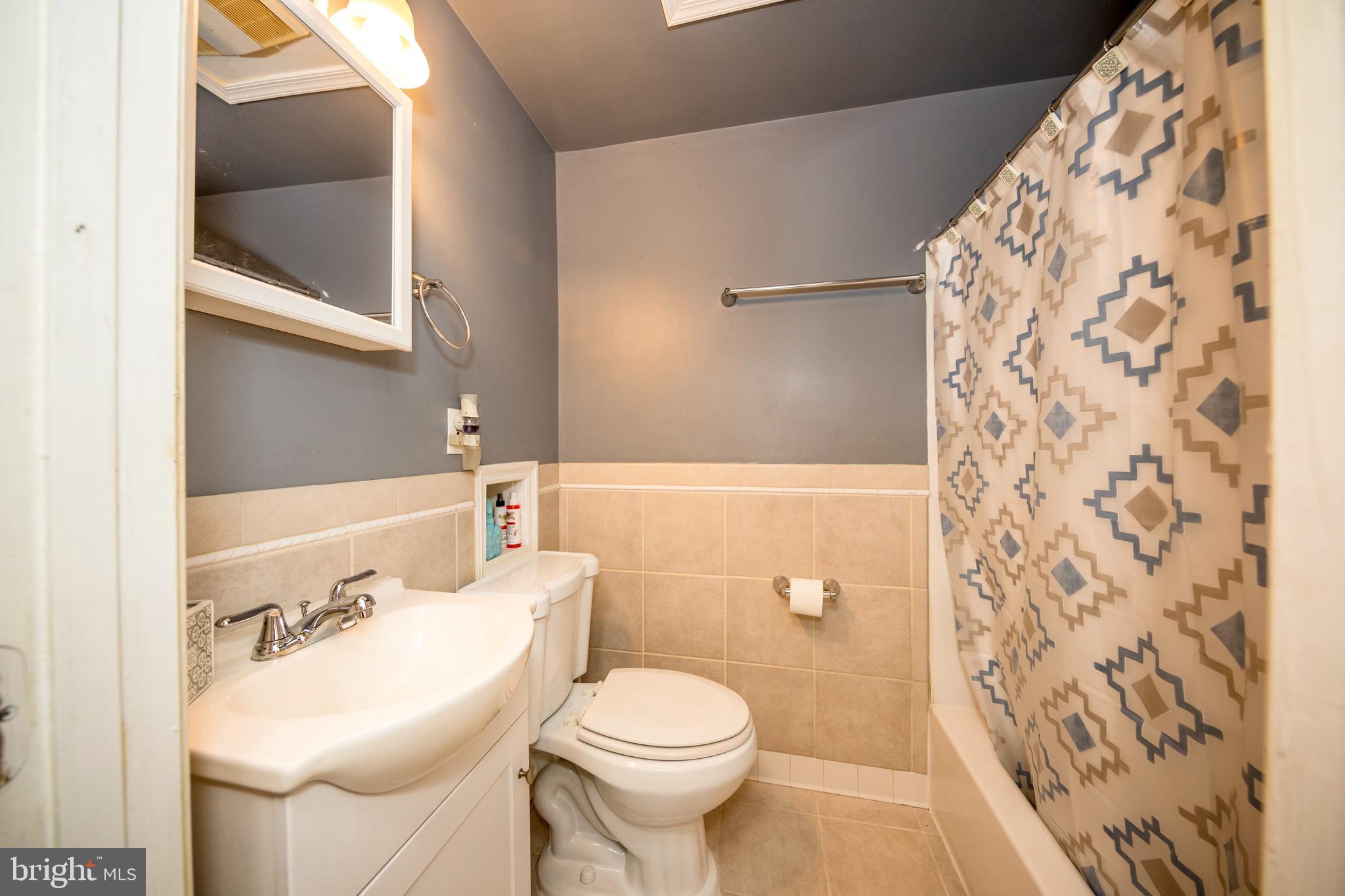 GRAY MANOR HOMES - Residential