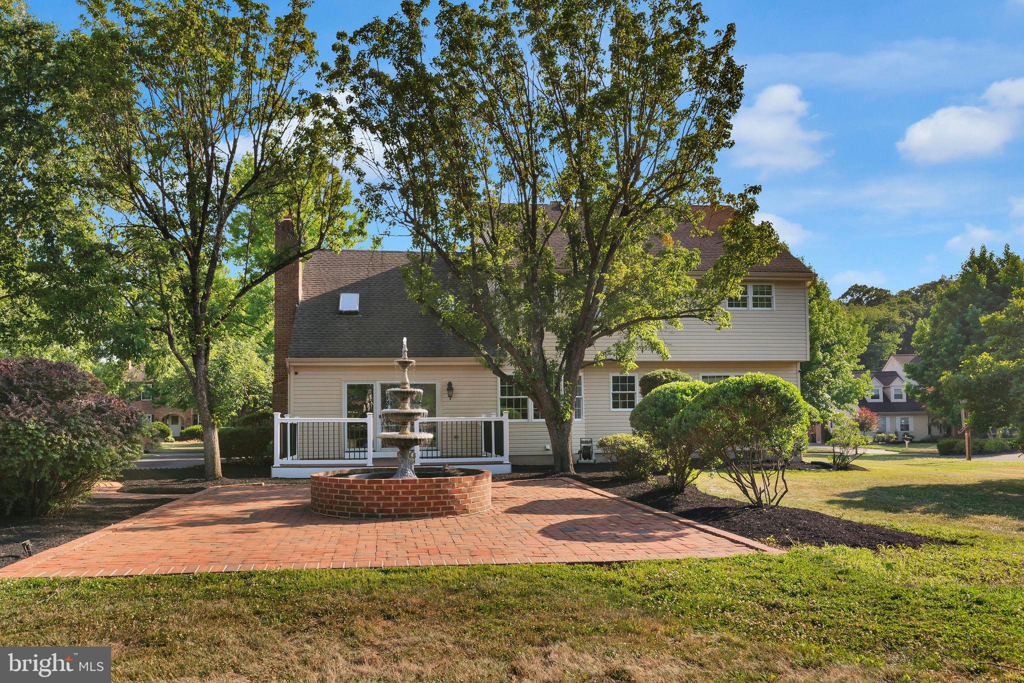 MALLARD POND - Residential