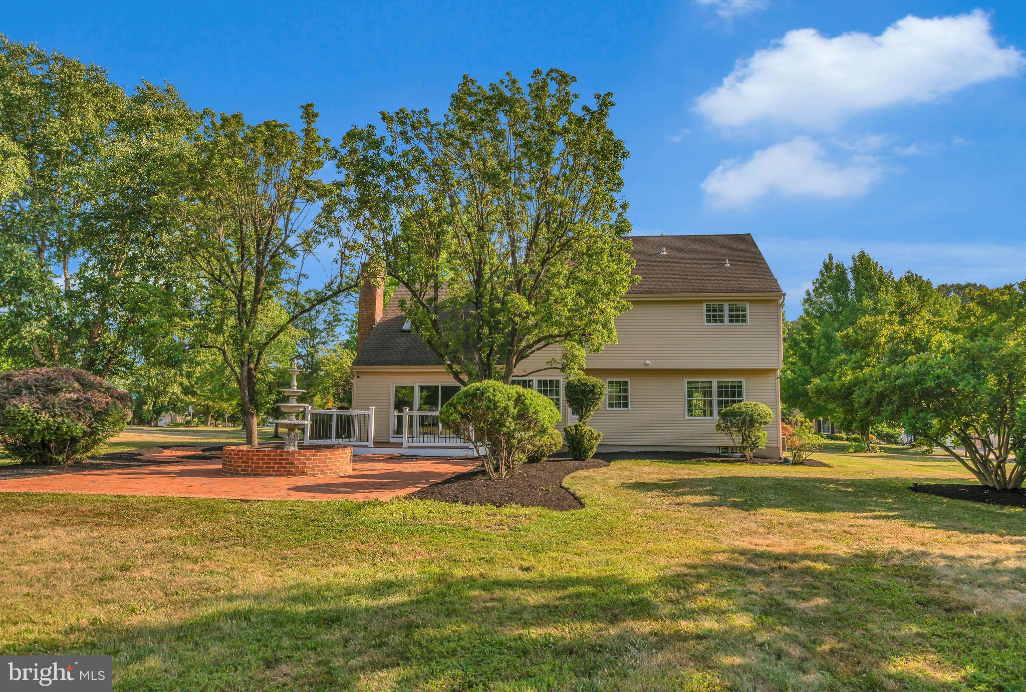 MALLARD POND - Residential