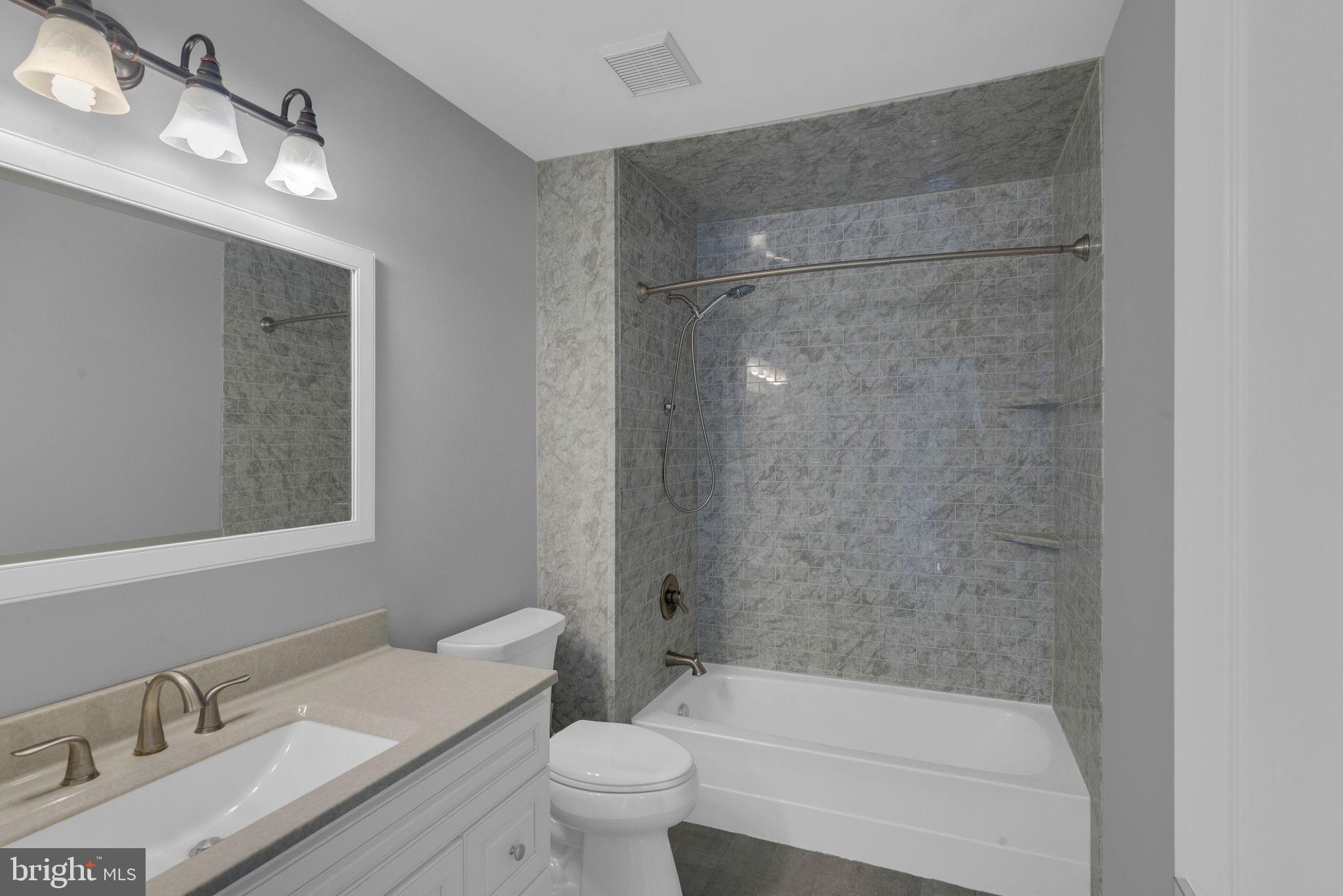 MALLARD POND - Residential