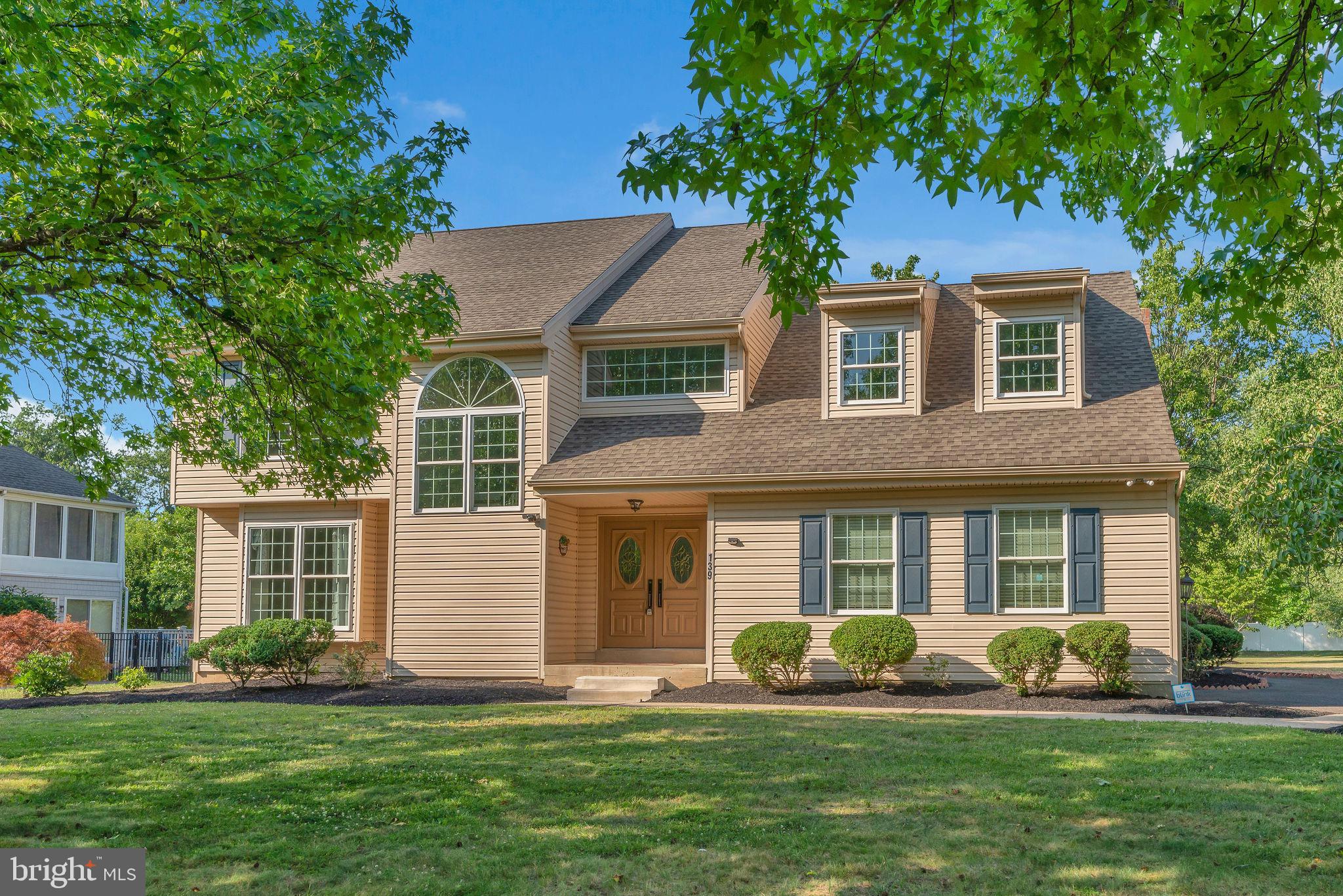 MALLARD POND - Residential