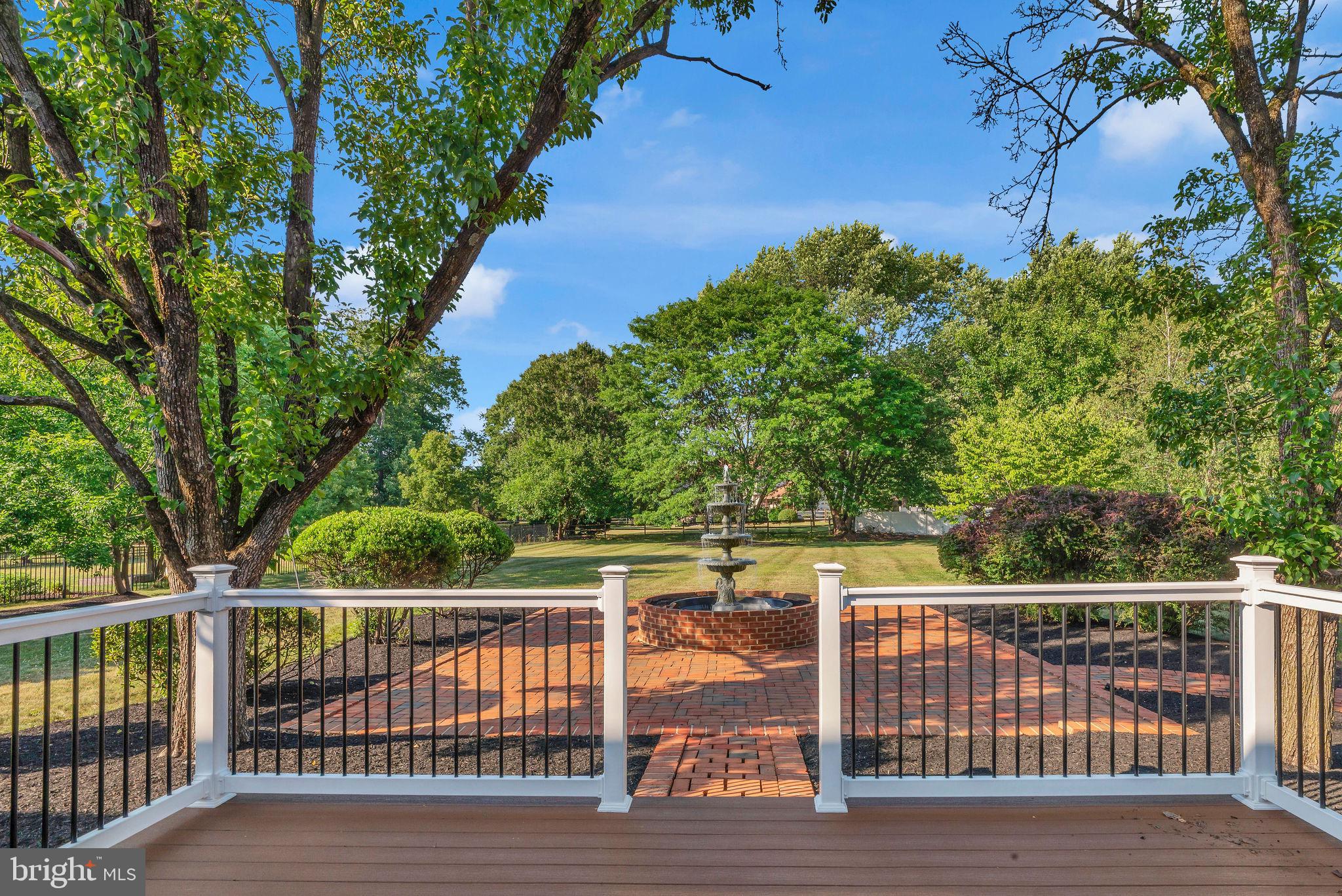 MALLARD POND - Residential