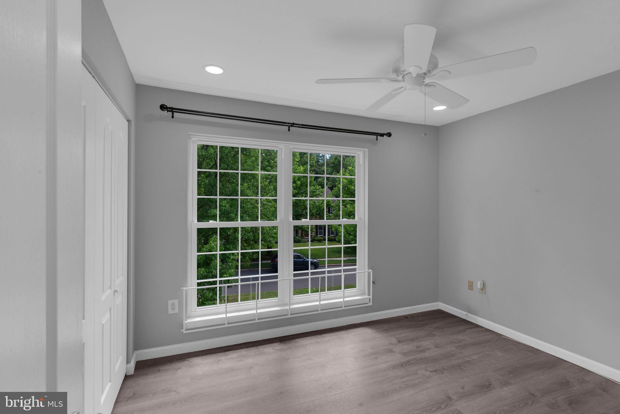 MALLARD POND - Residential