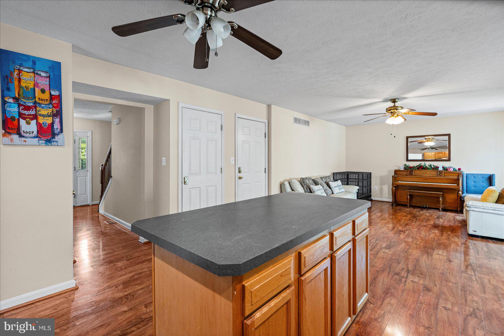 BEACHWOOD ESTATES - Residential