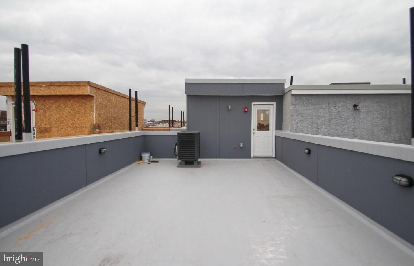 EAST KENSINGTON - Residential Lease
