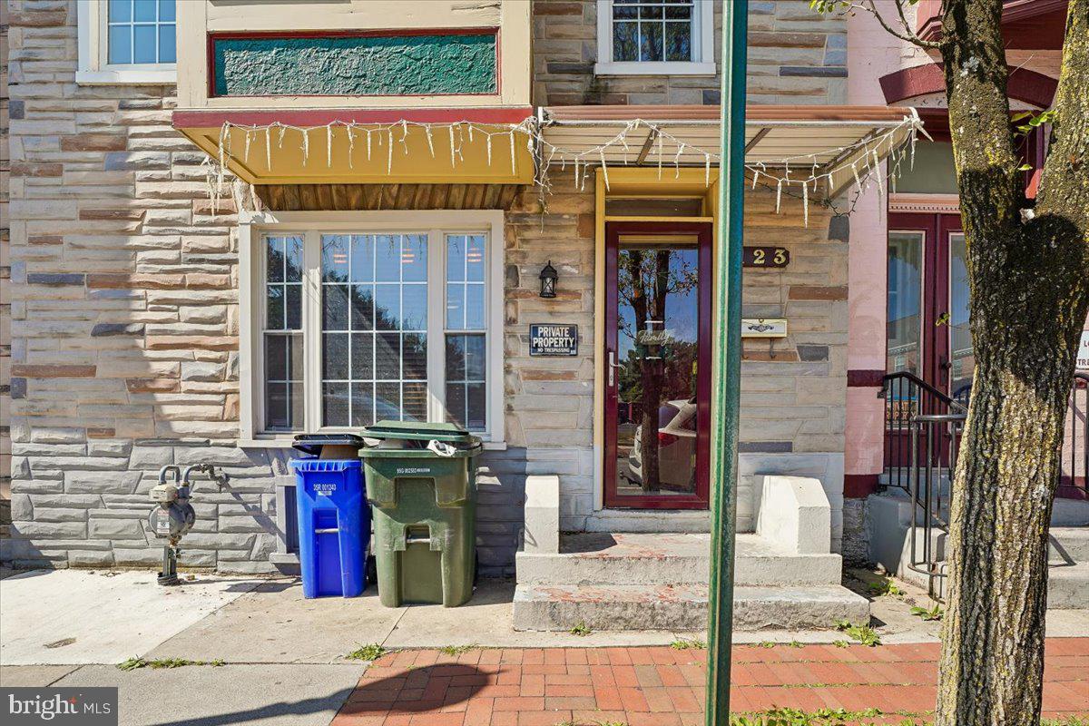 HAGERSTOWN - Residential