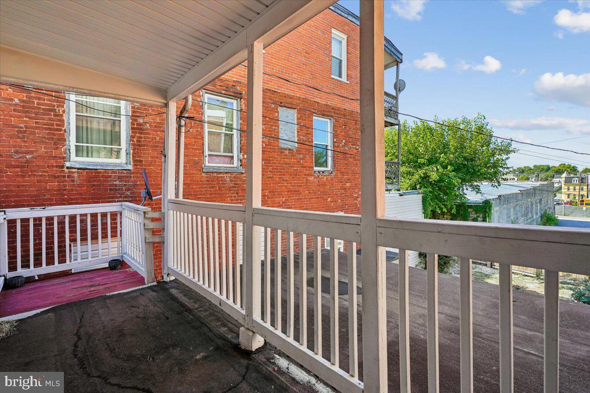 HAGERSTOWN - Residential