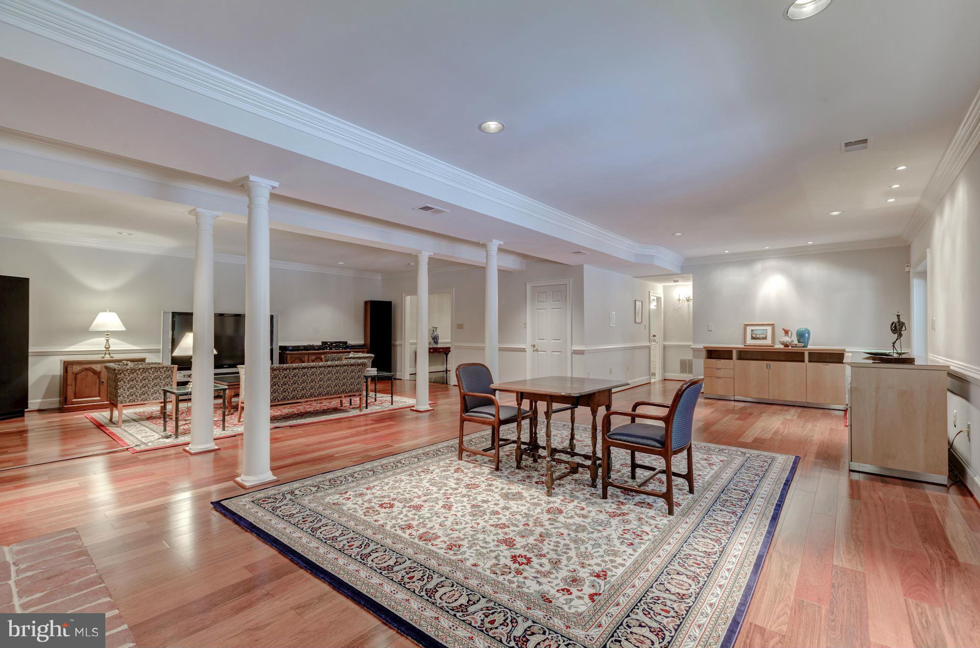 RIVERBEND LANDING - Residential