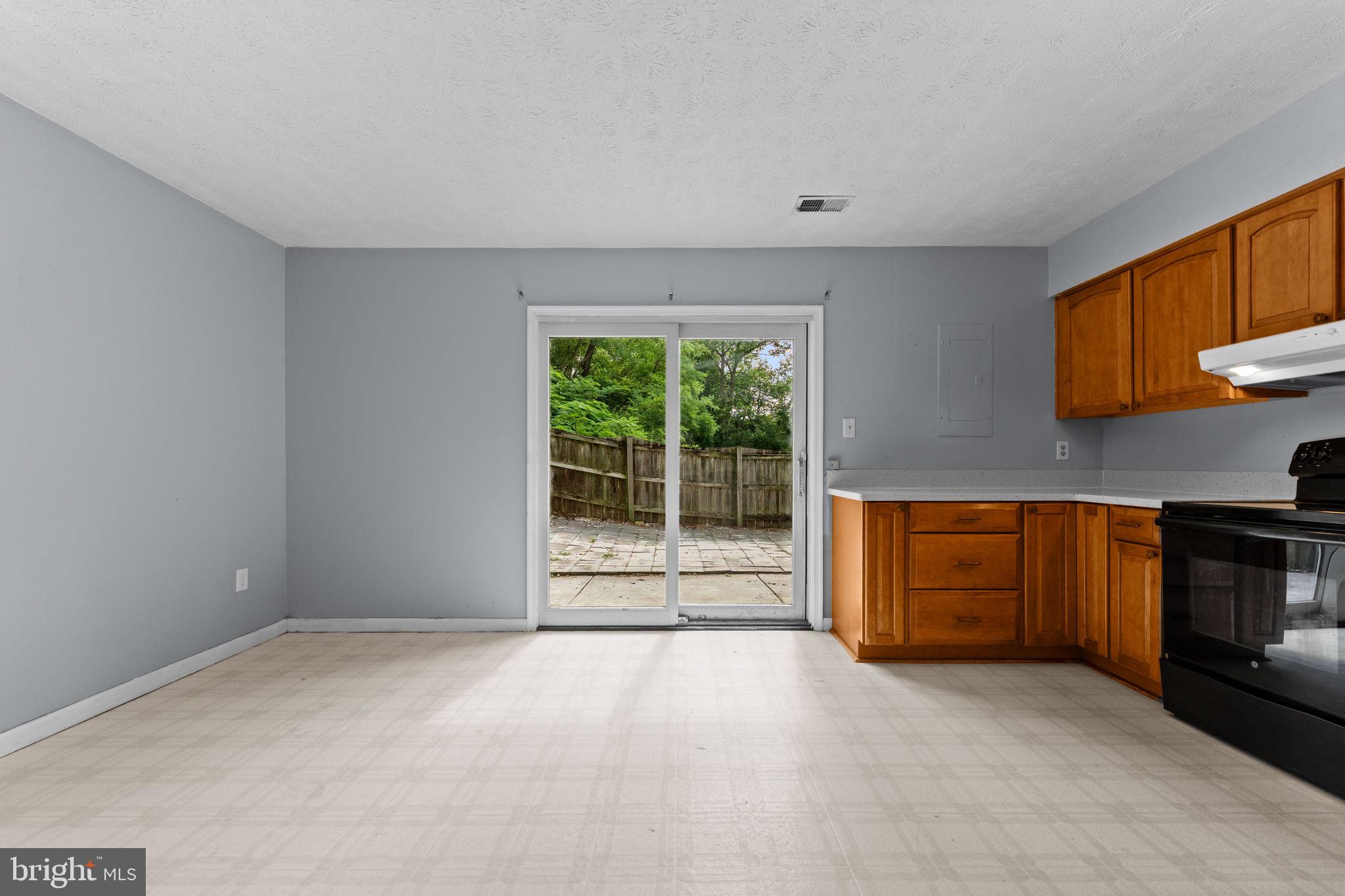 MOWERY TOWNHOUSES - Residential