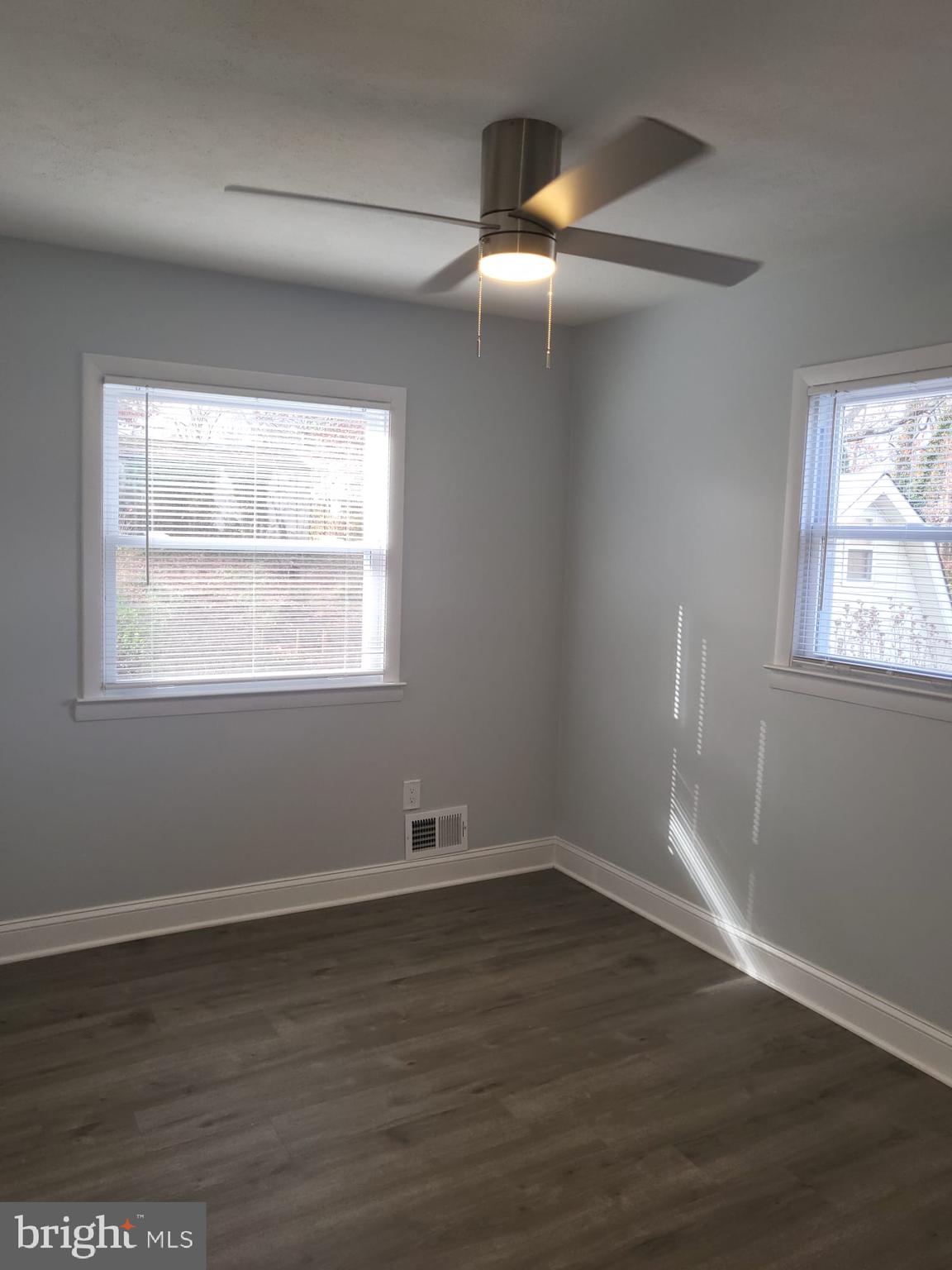 MANASSAS PARK - Residential