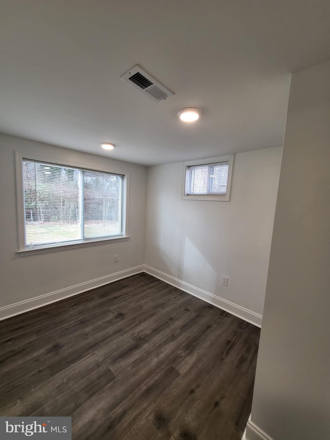 MANASSAS PARK - Residential