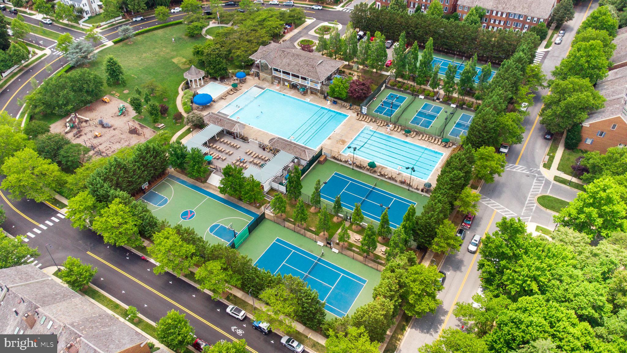 KENTLANDS - Residential