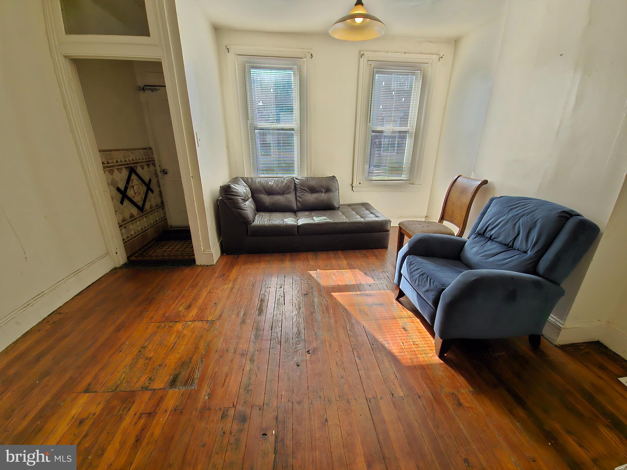 FRANKFORD - Residential