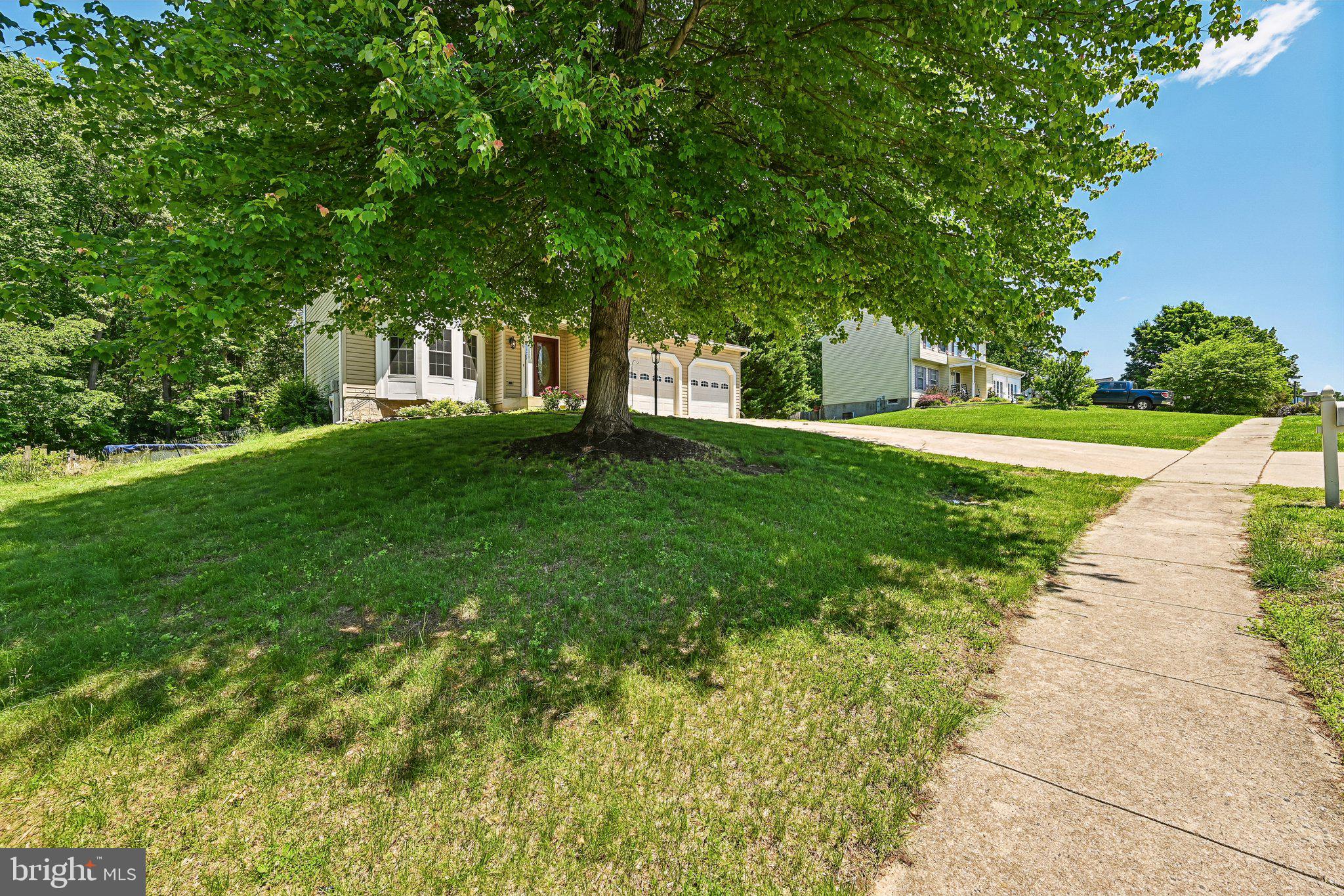 WINDEMERE ESTATES - Residential
