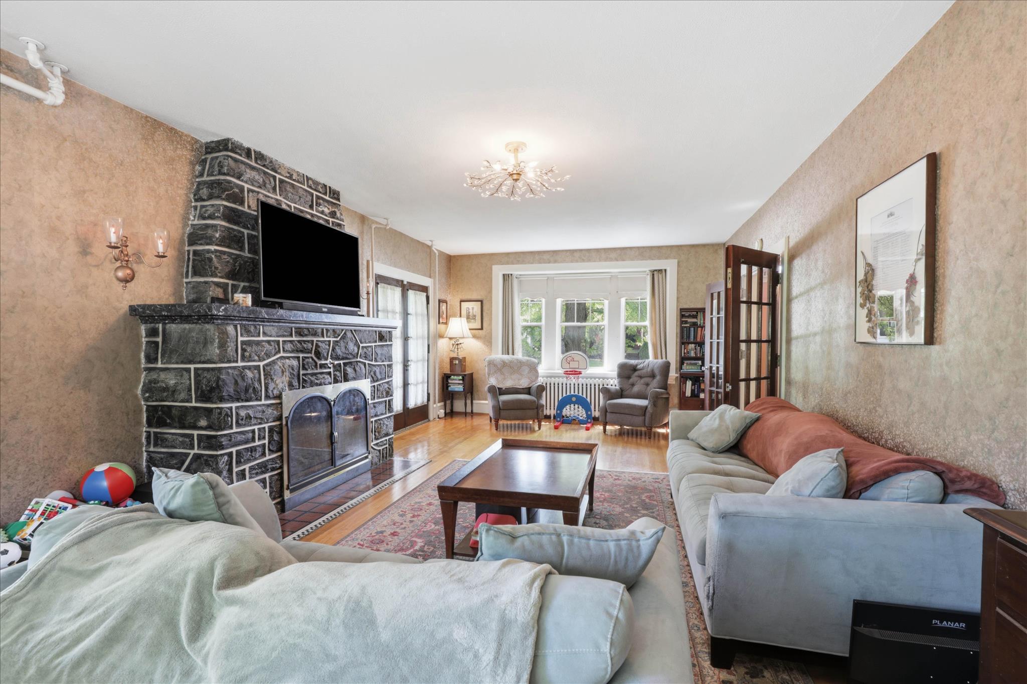 DENVER BOROUGH - Residential