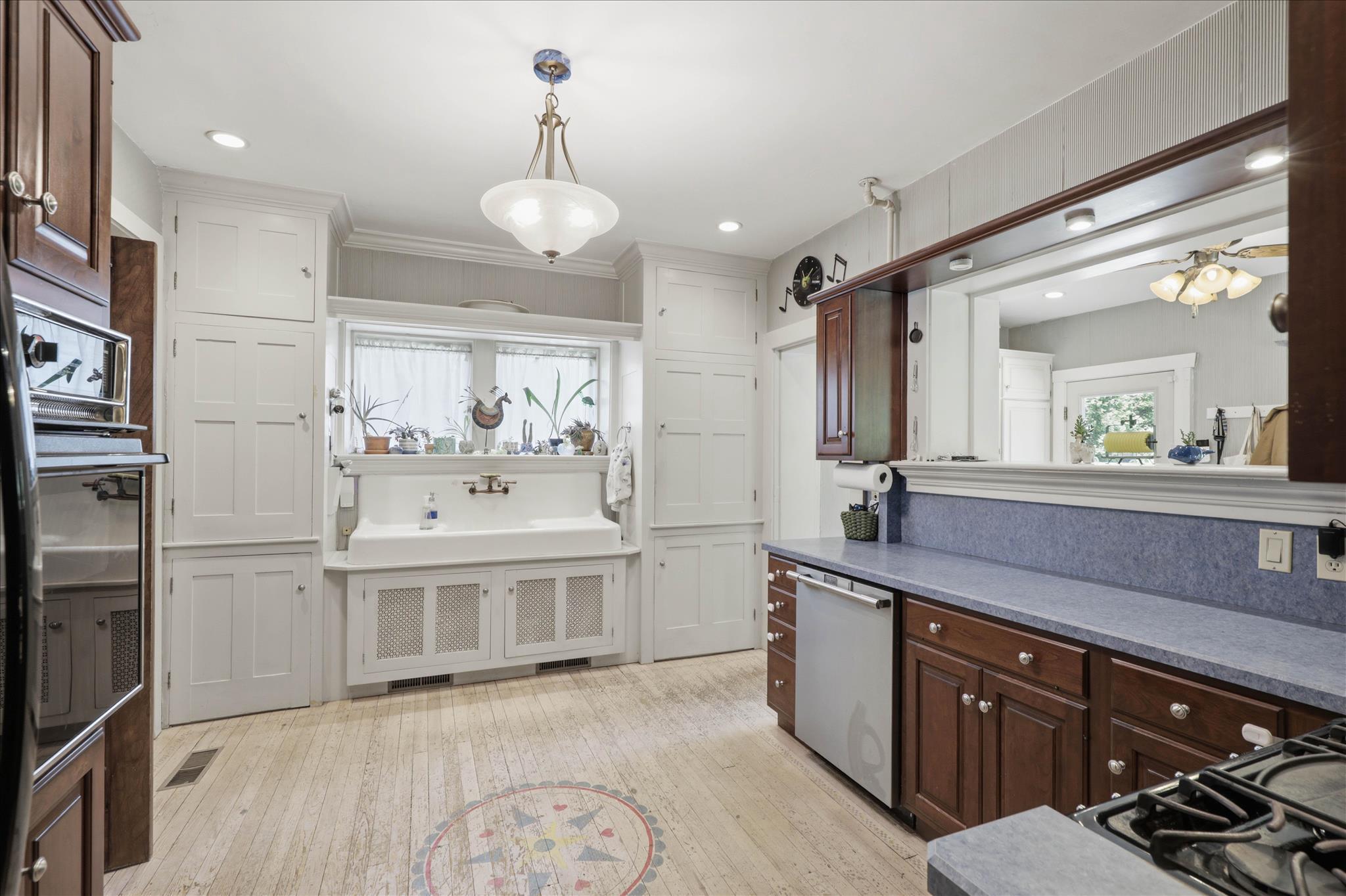DENVER BOROUGH - Residential