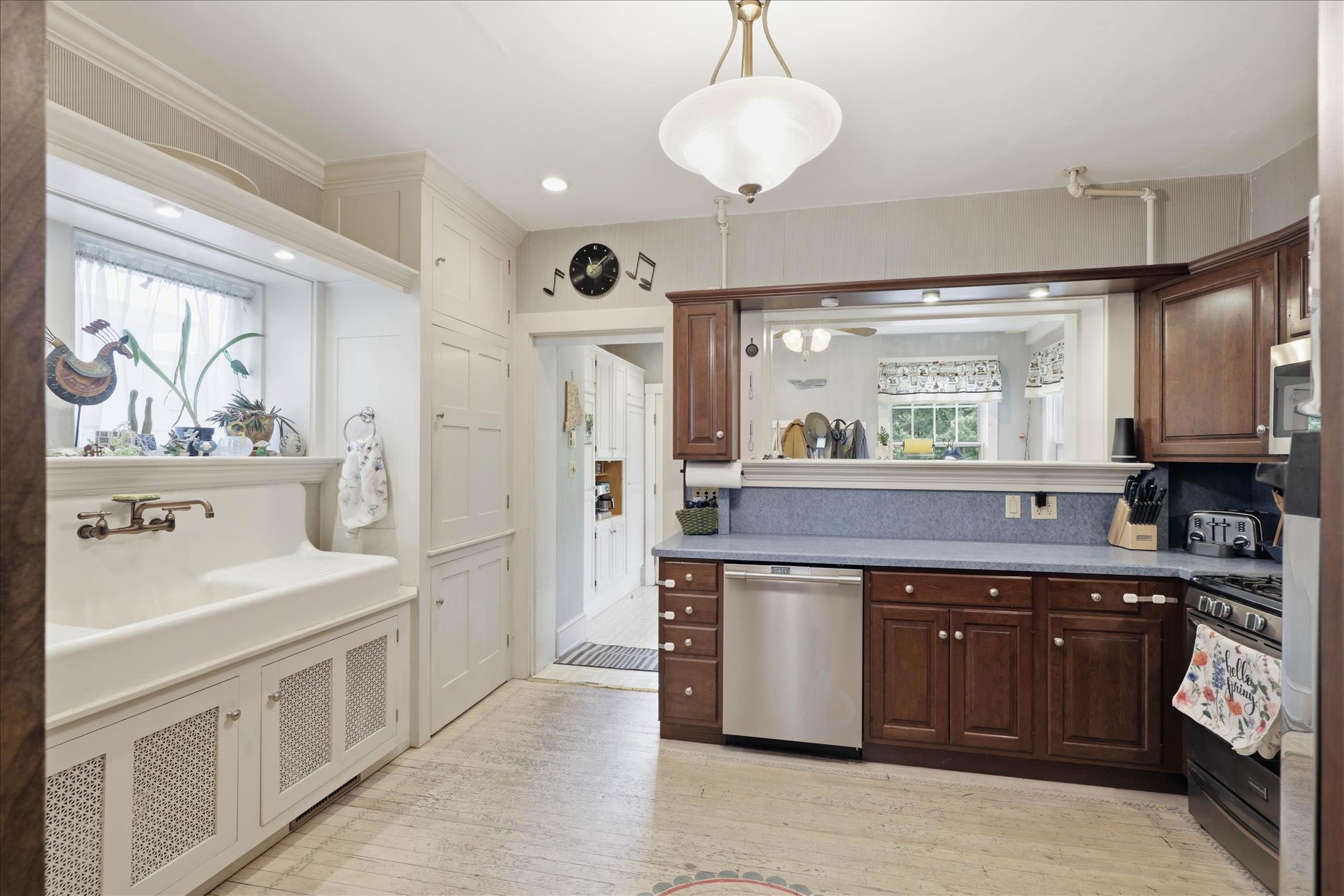 DENVER BOROUGH - Residential