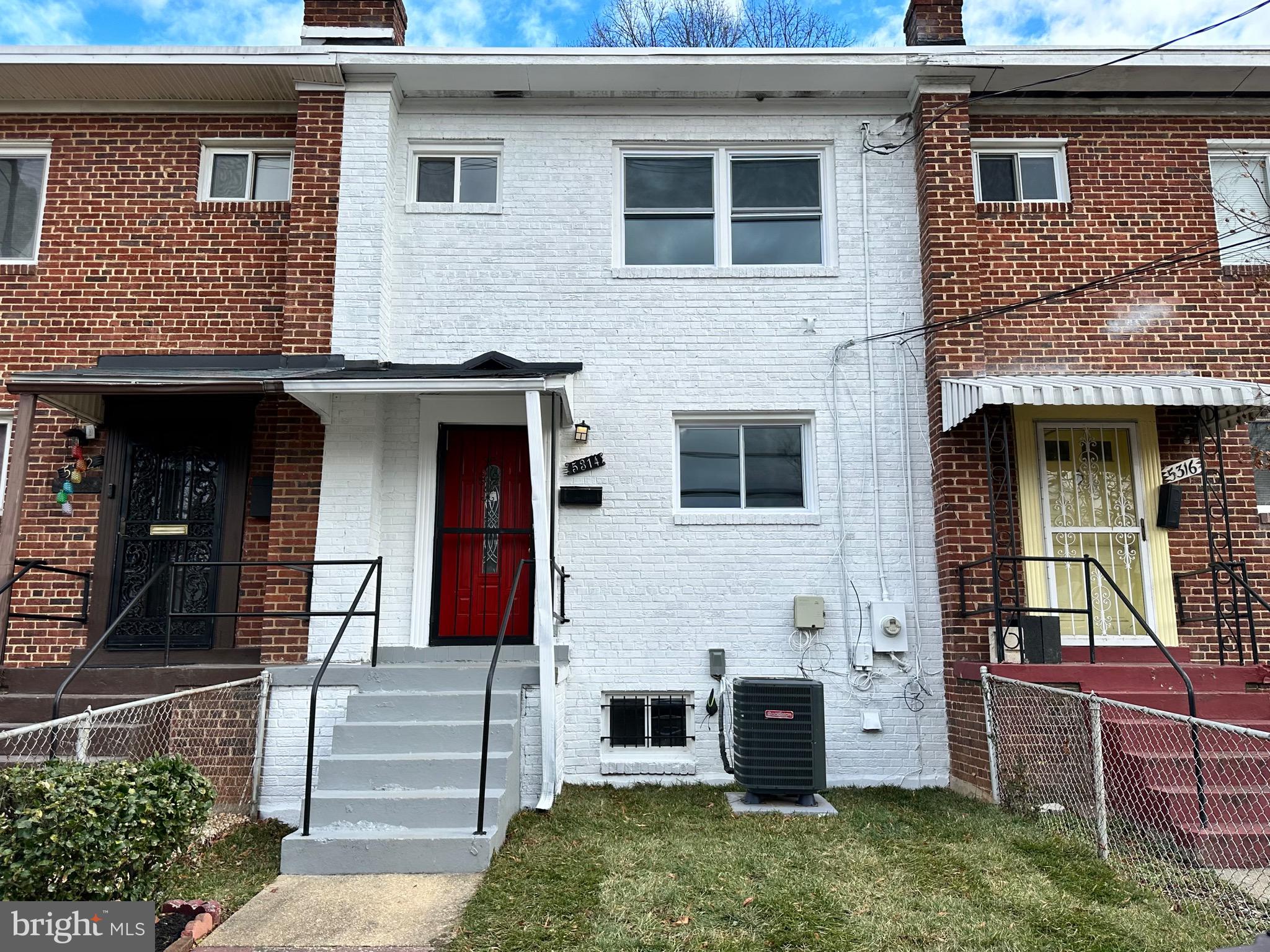 GLASSMANOR - Residential