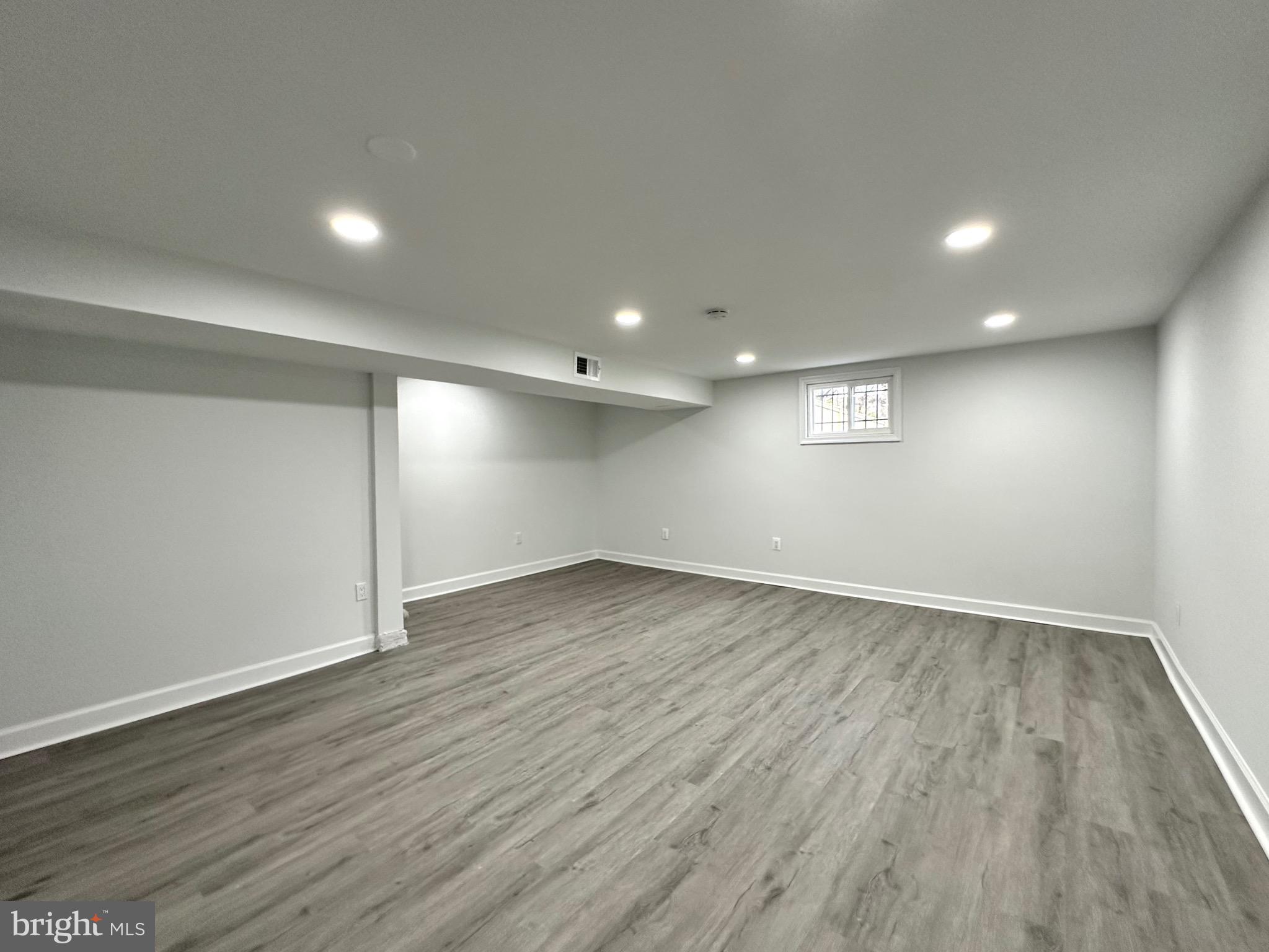 GLASSMANOR - Residential