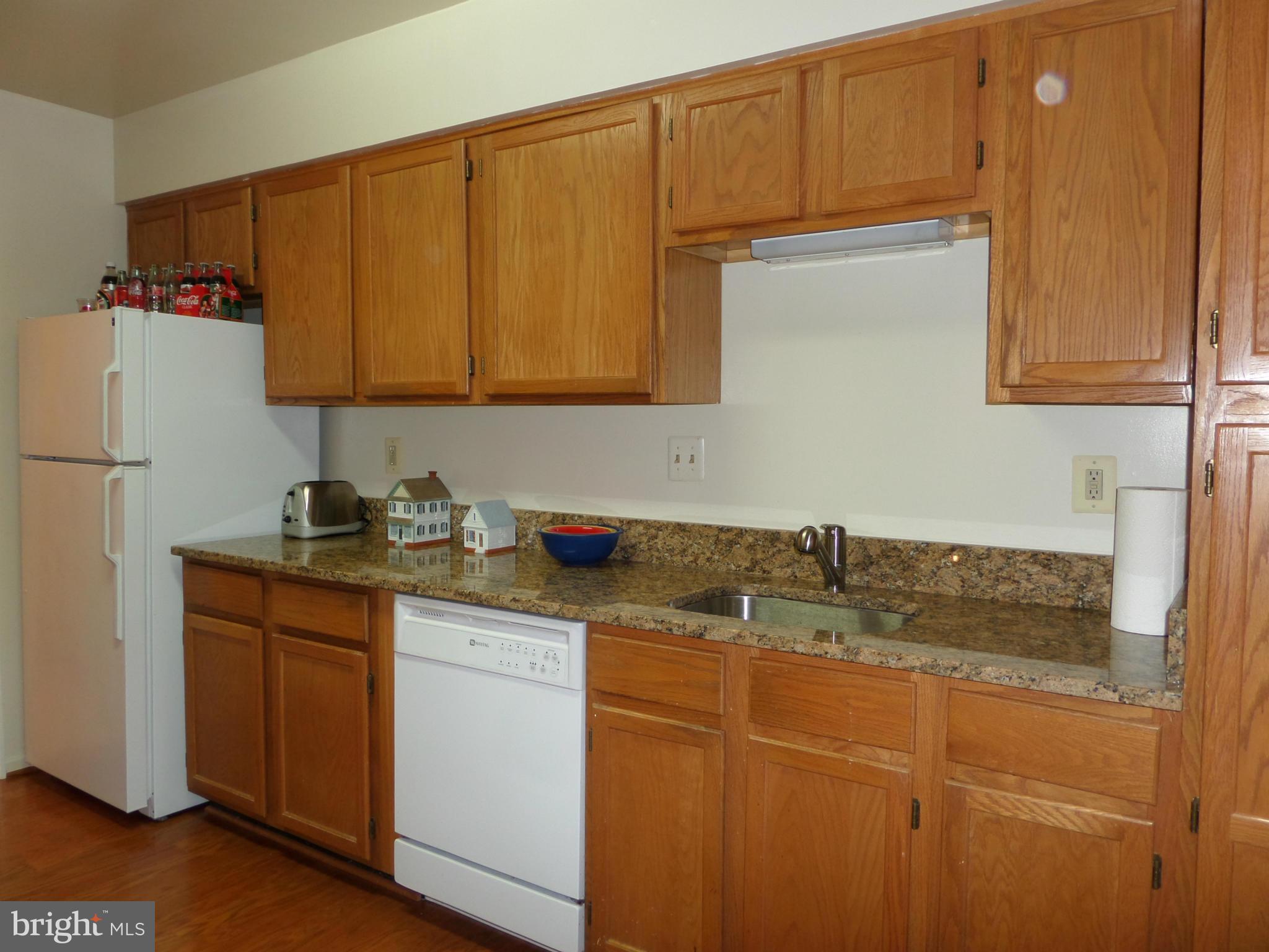STONINGTON - Residential