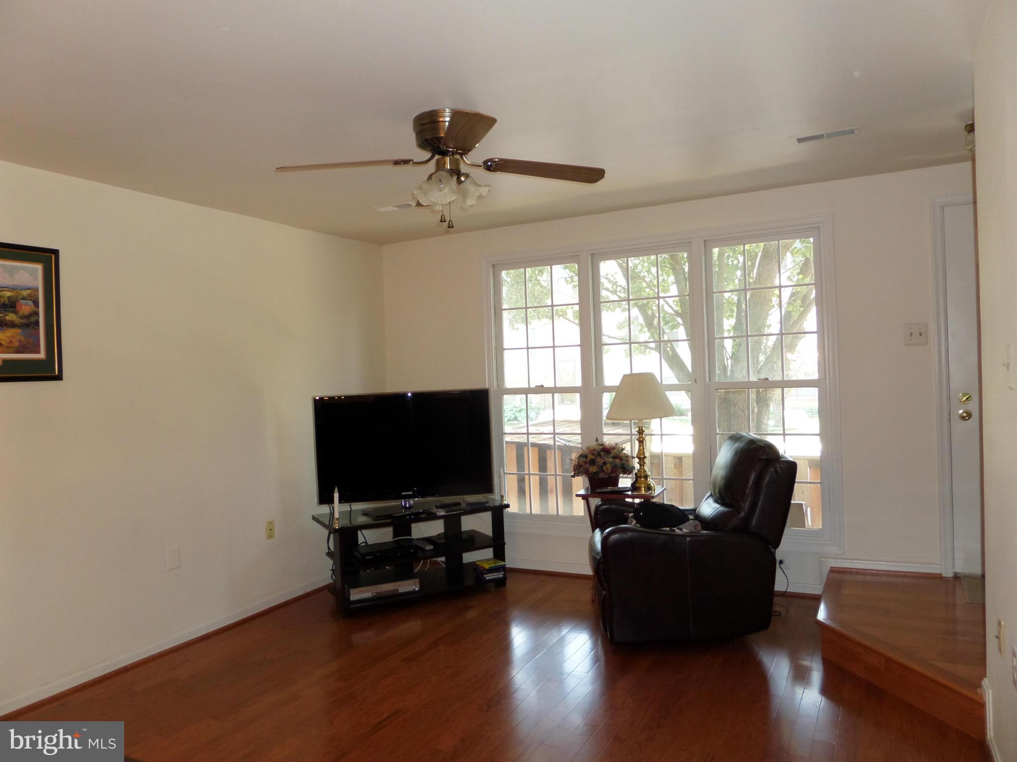STONINGTON - Residential