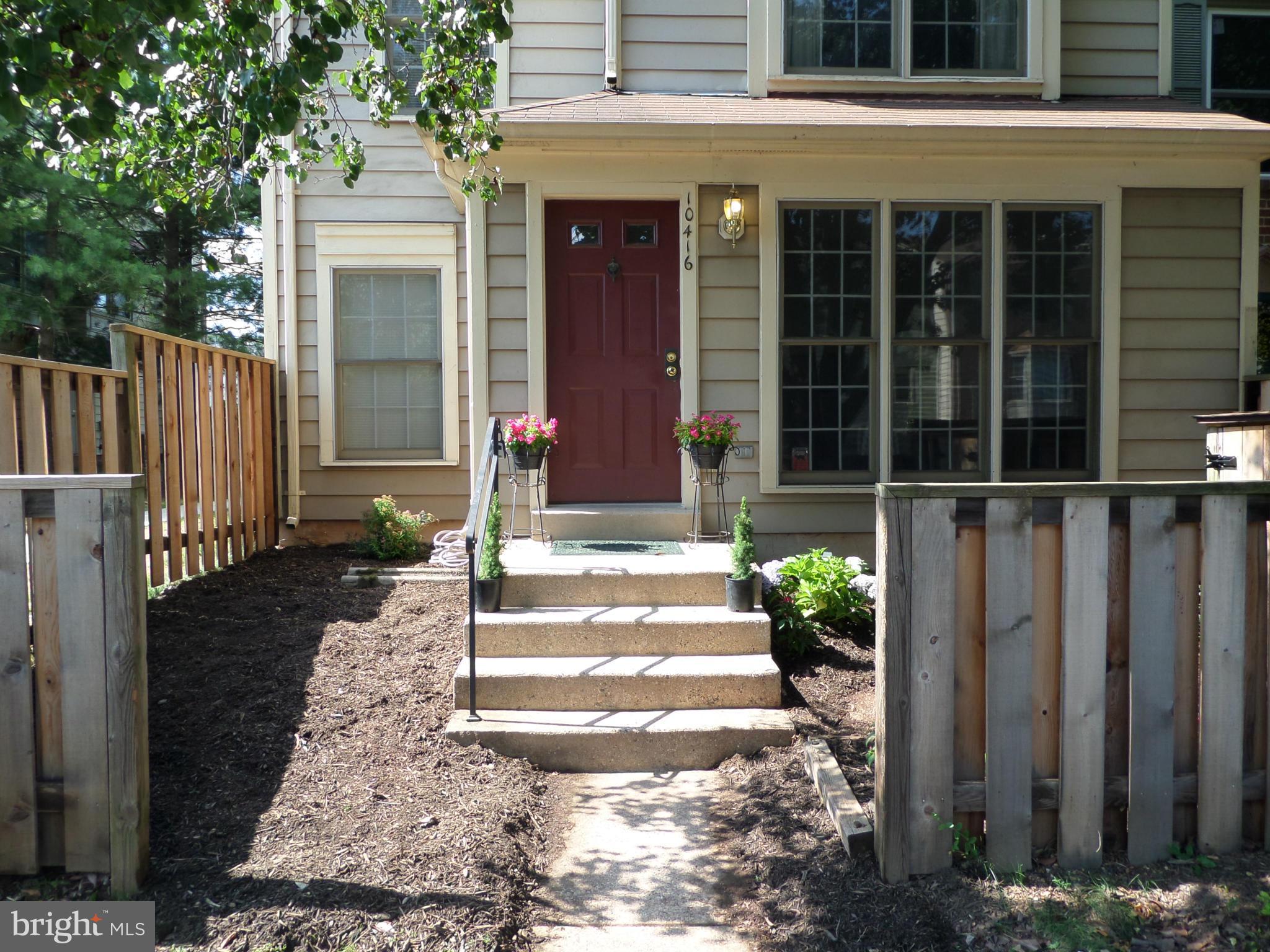 STONINGTON - Residential