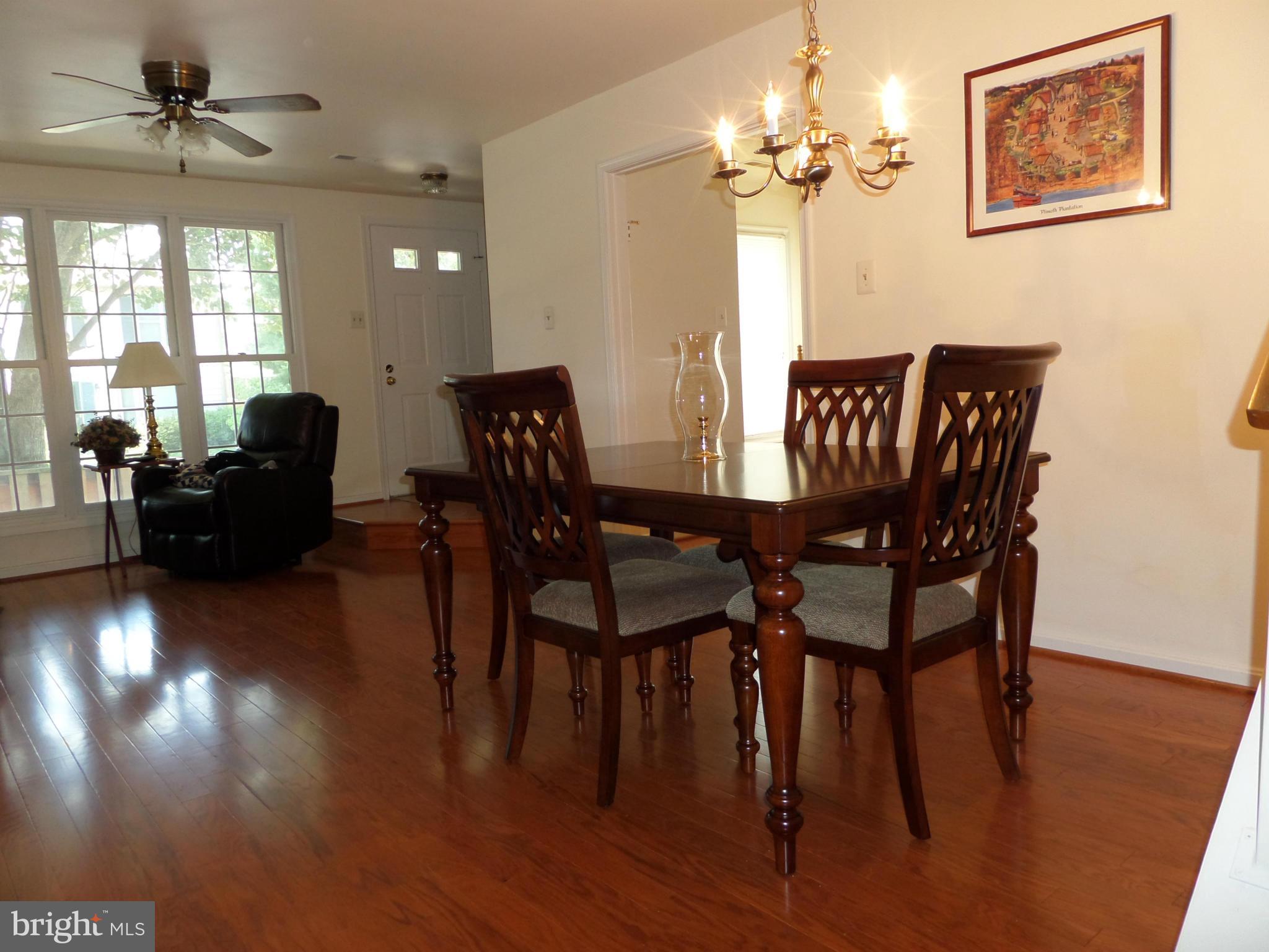 STONINGTON - Residential