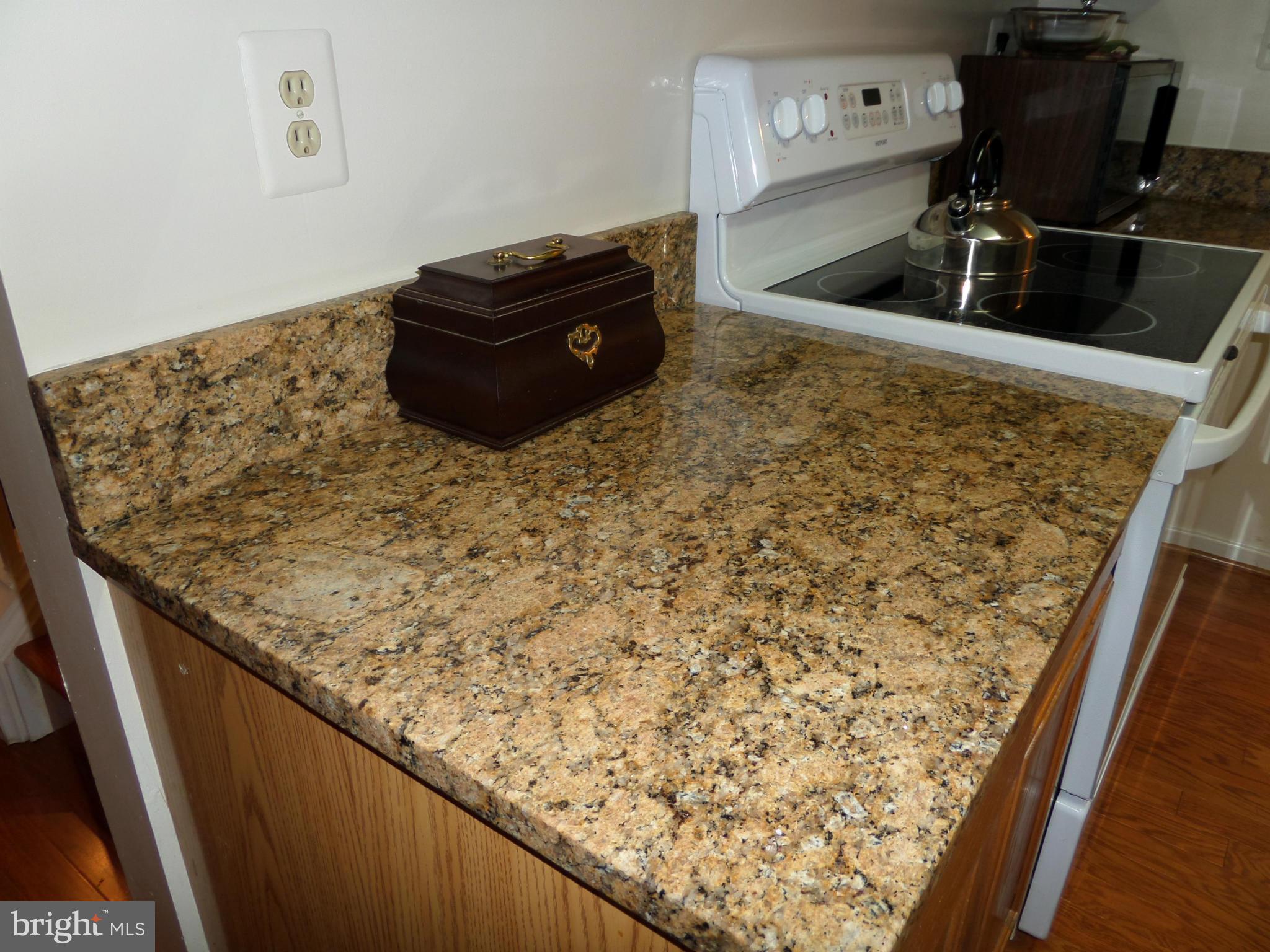 STONINGTON - Residential