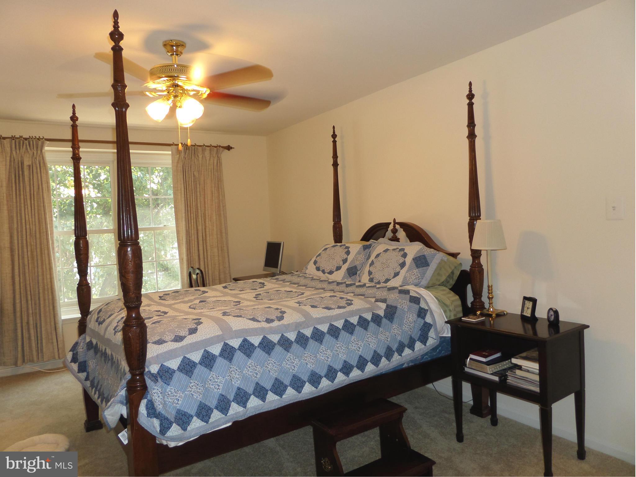 STONINGTON - Residential