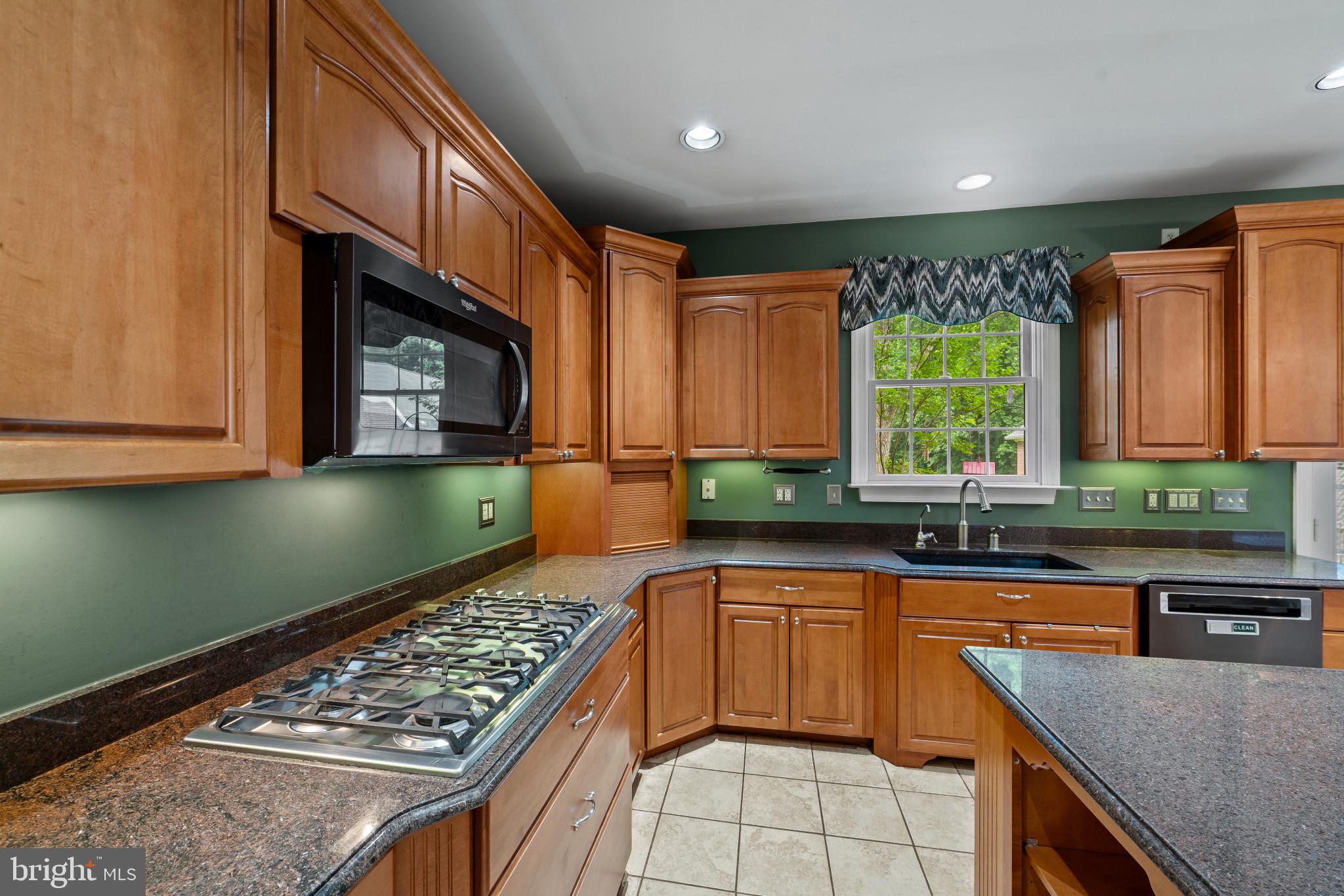 KINGSVILLE - Residential