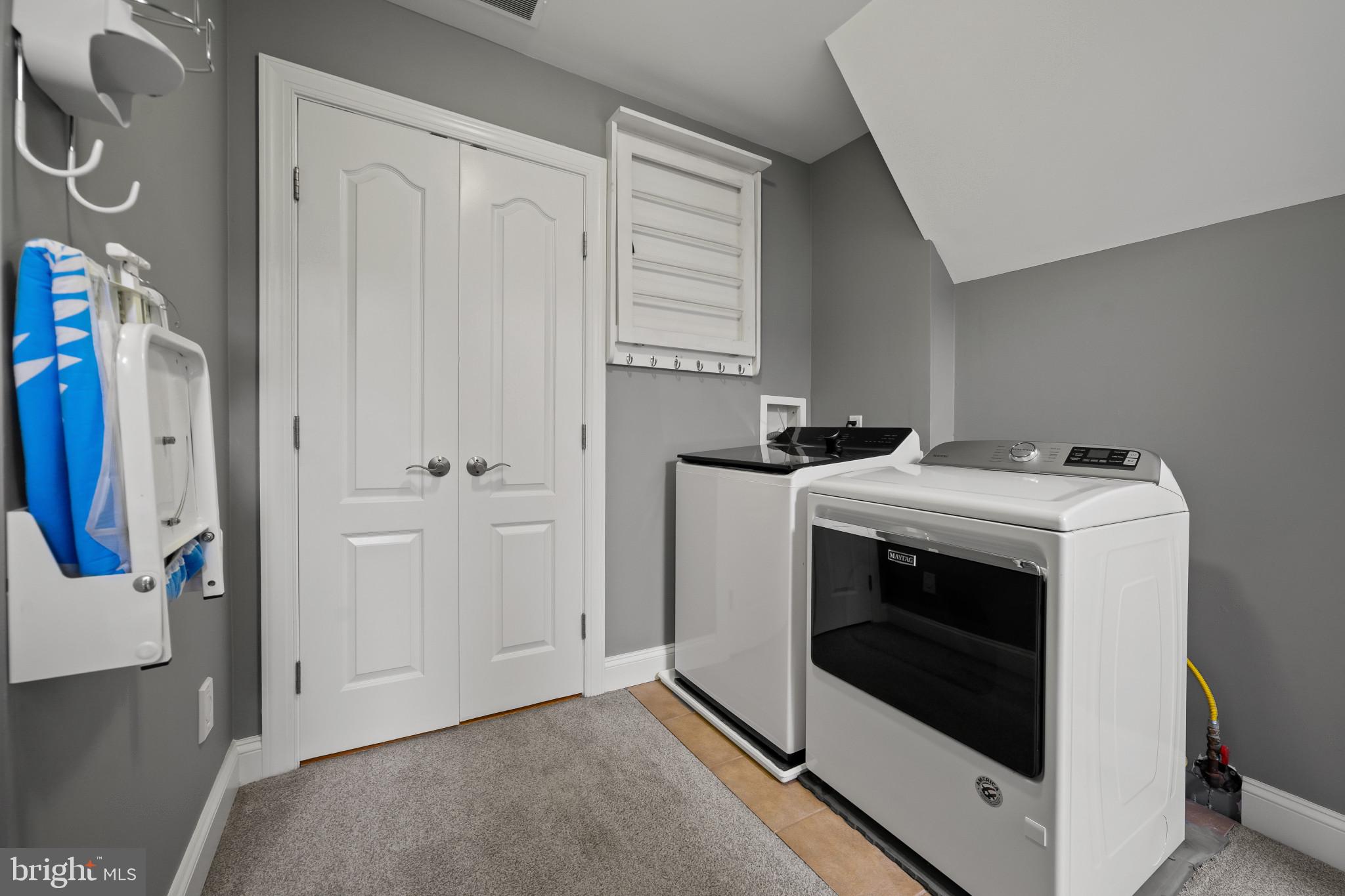 KINGSVILLE - Residential