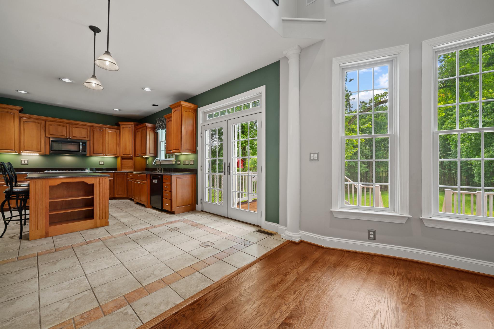 KINGSVILLE - Residential