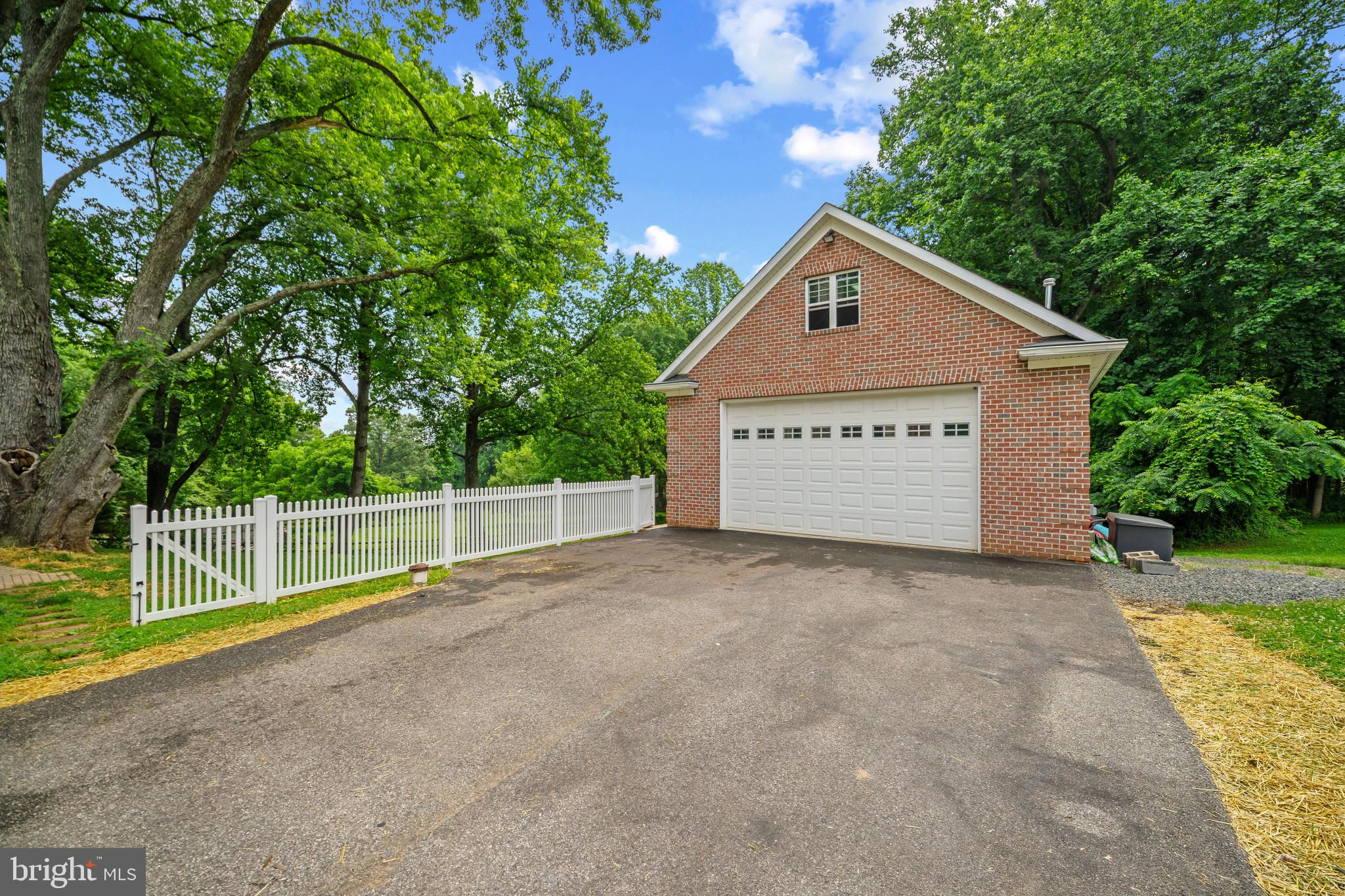 KINGSVILLE - Residential