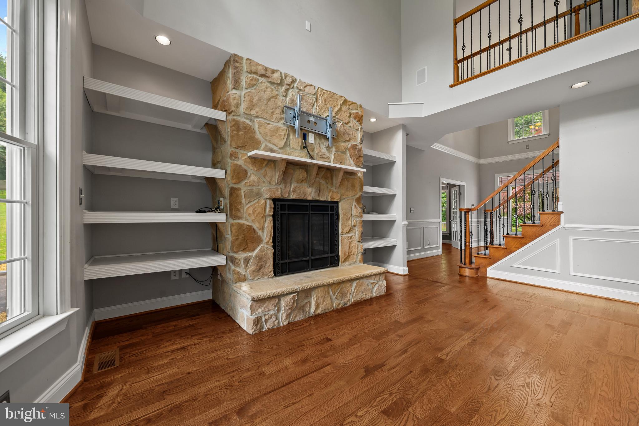KINGSVILLE - Residential