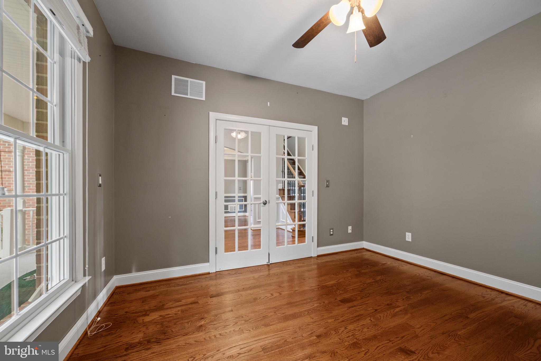 KINGSVILLE - Residential
