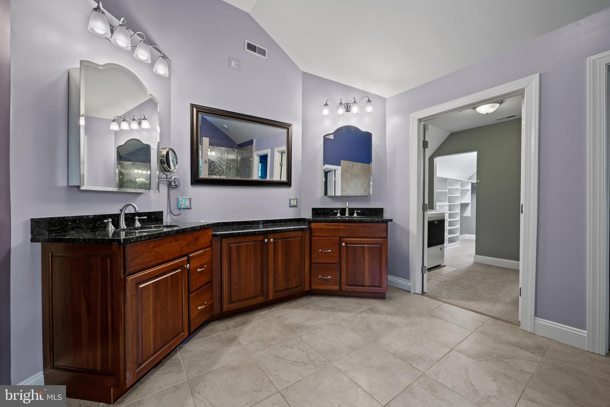 KINGSVILLE - Residential