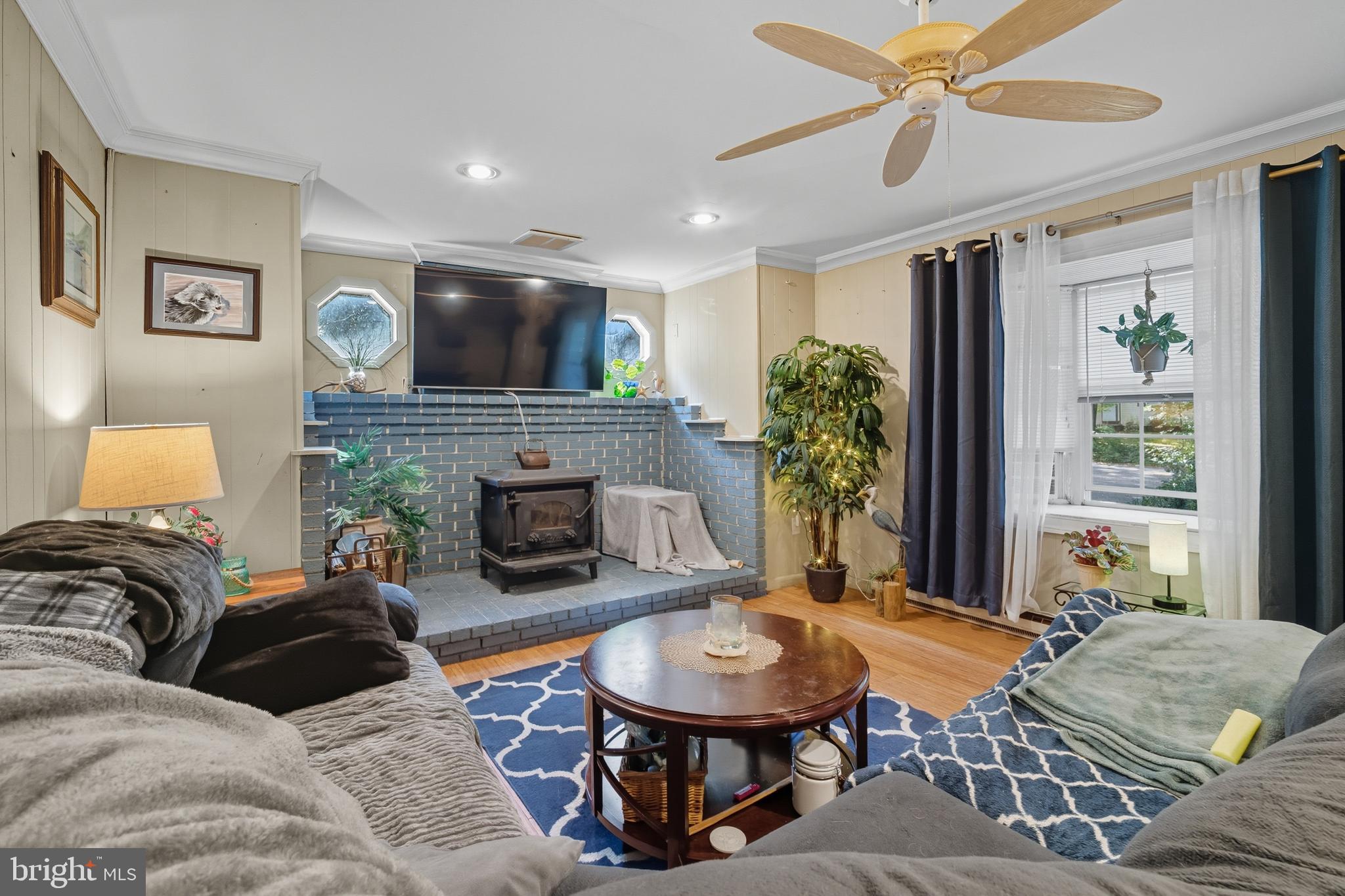 CHESTER HARBOR - Residential