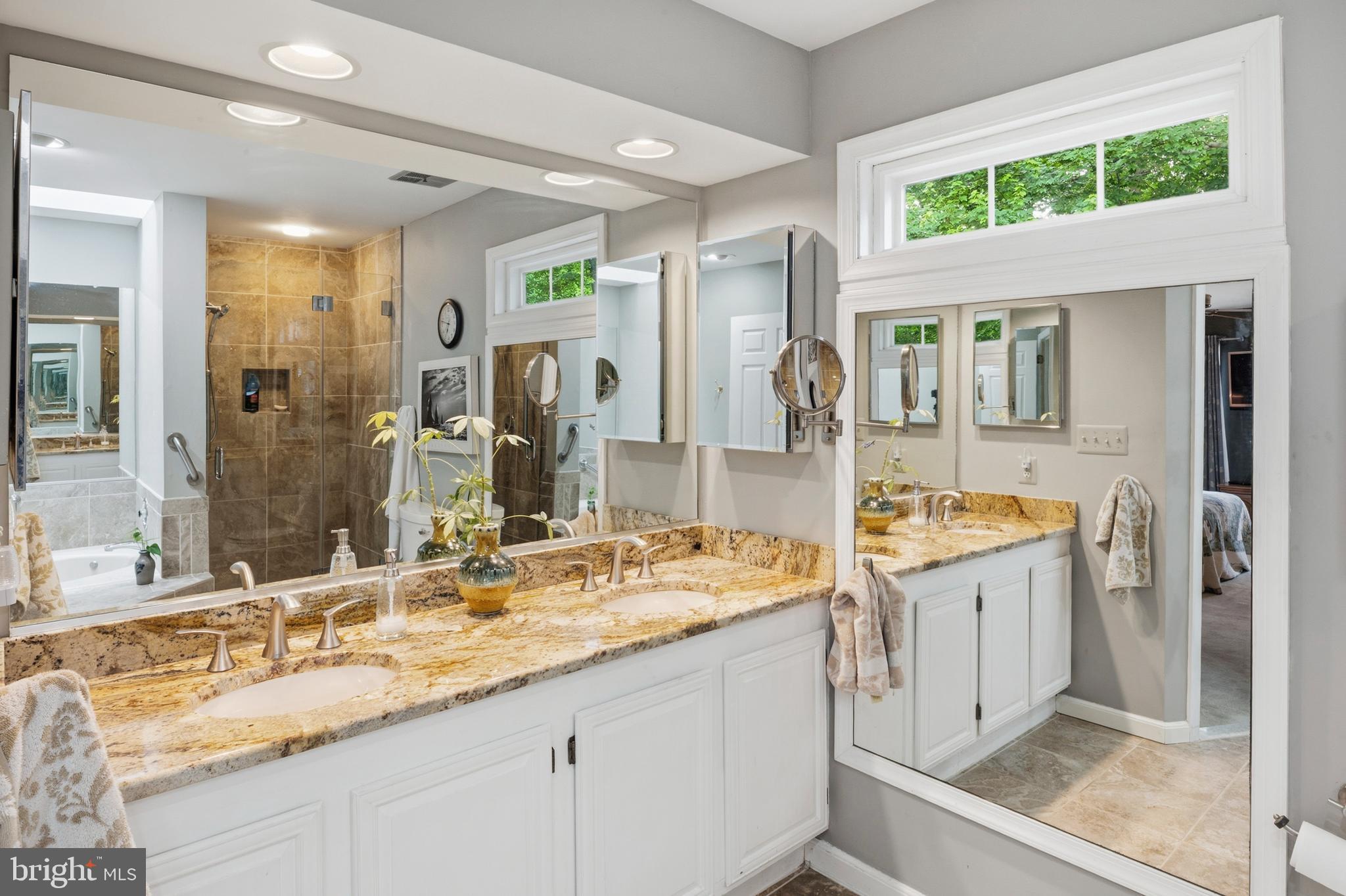 RIVA TRACE - Residential