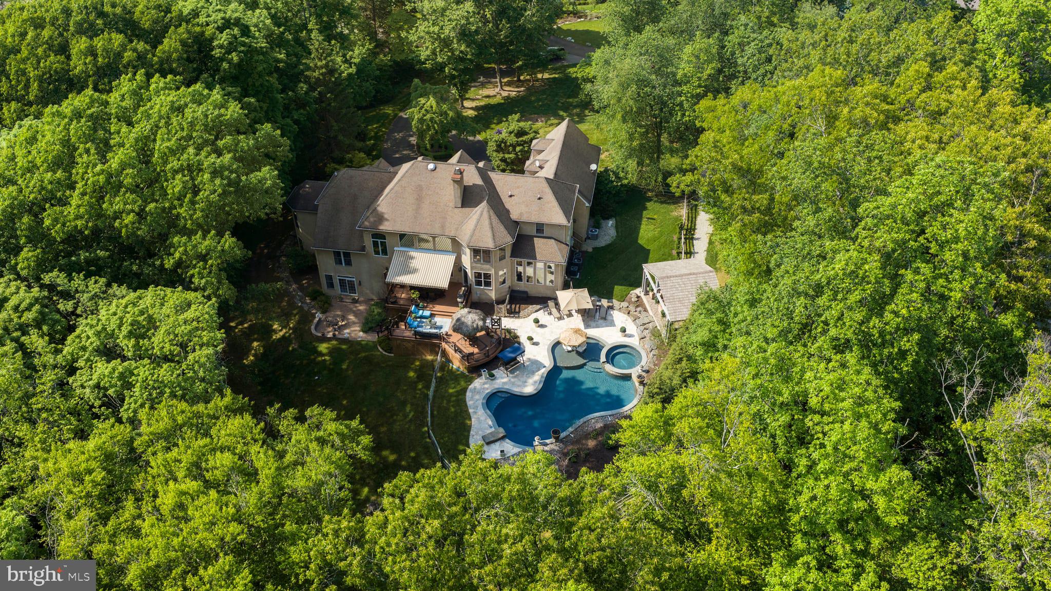 KINGSWOOD II - Residential