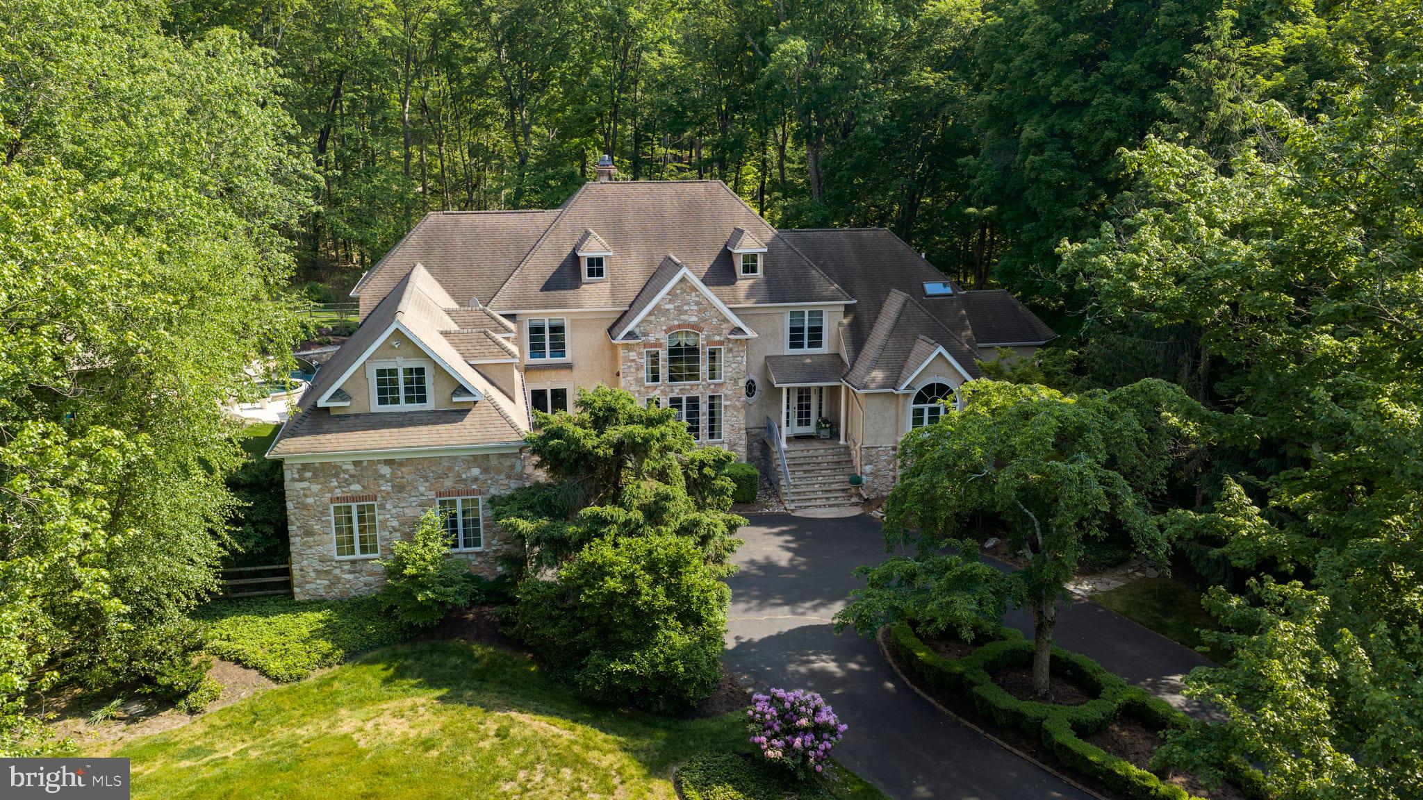 KINGSWOOD II - Residential