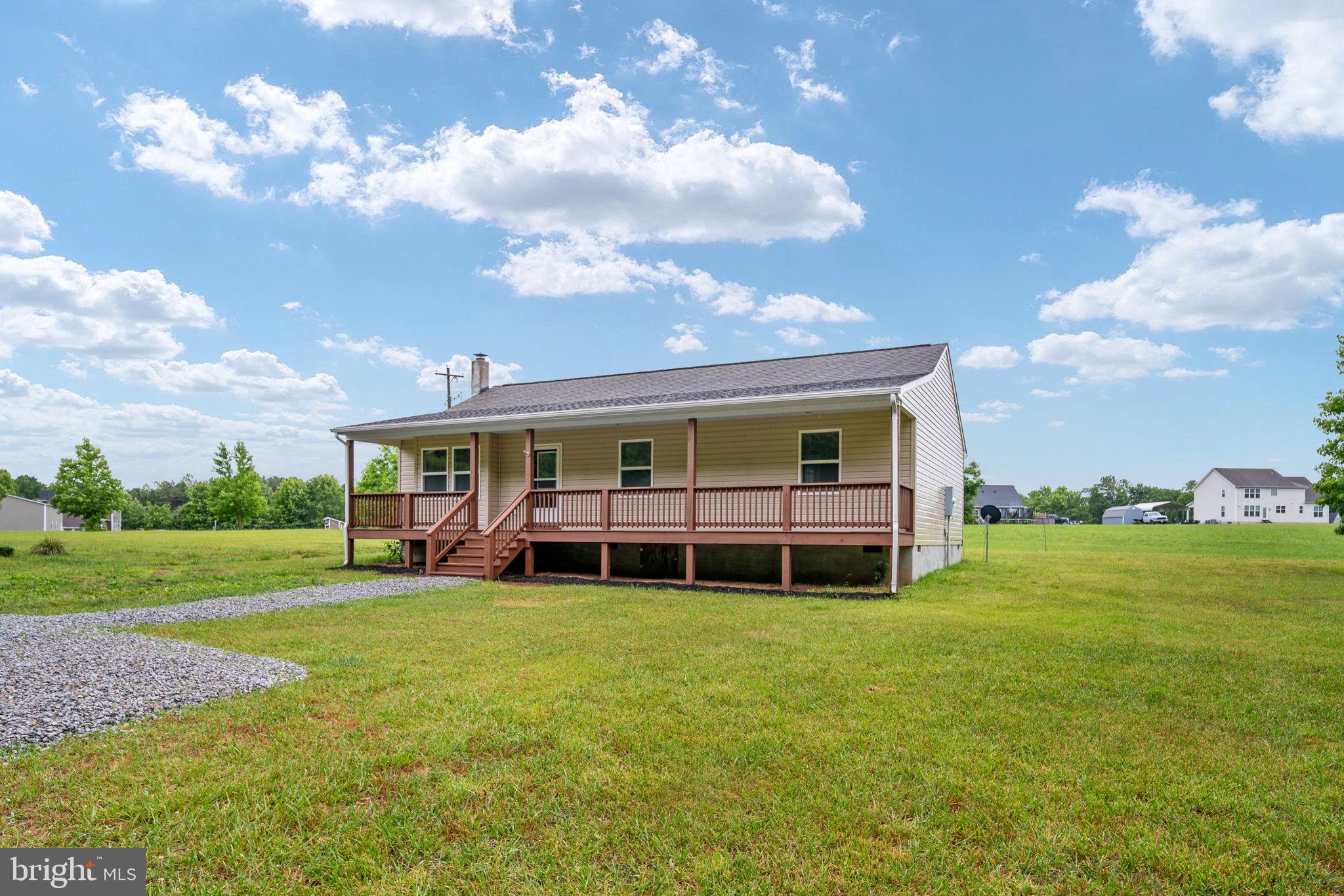 BORDEN MEADOWS - Residential