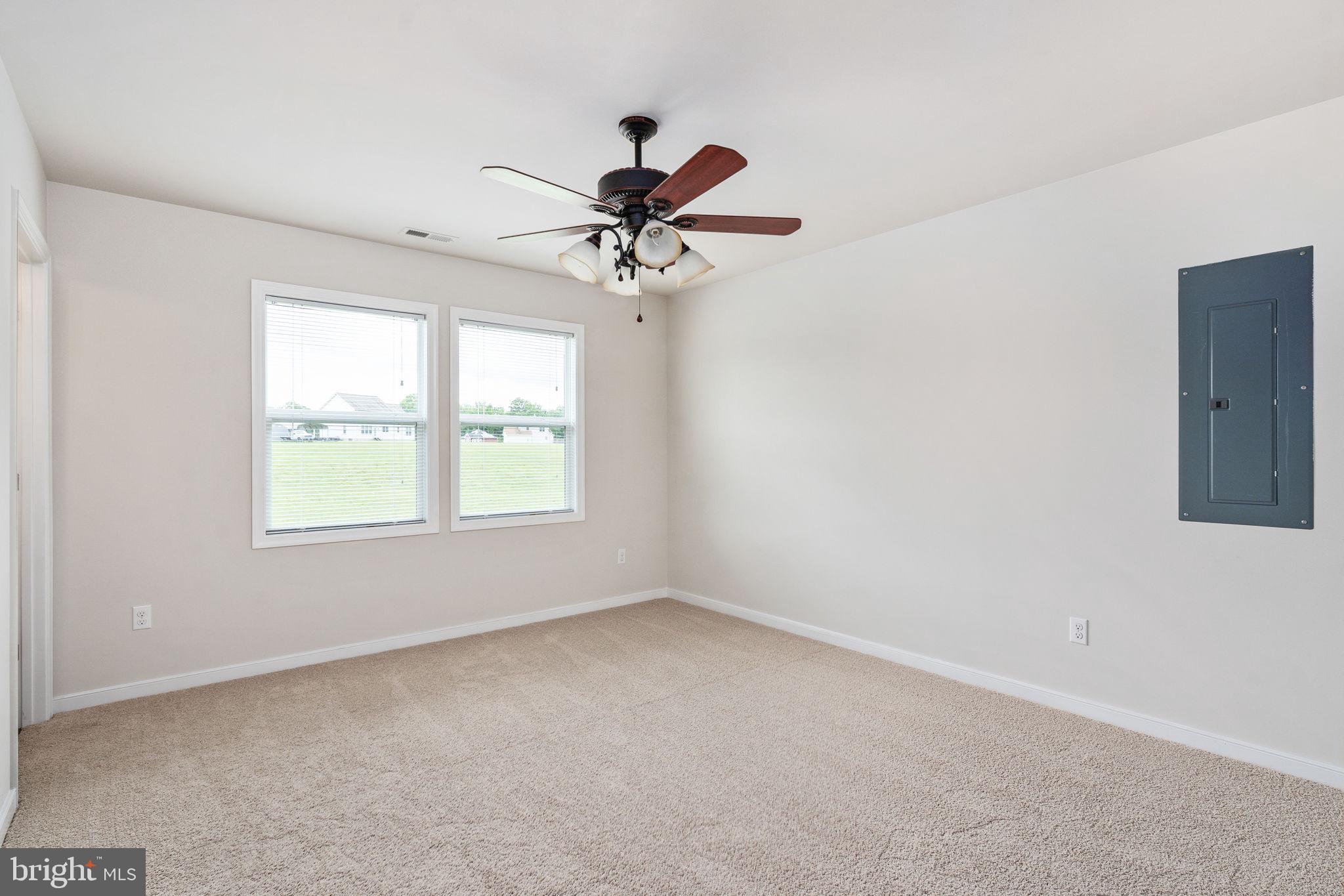 BORDEN MEADOWS - Residential