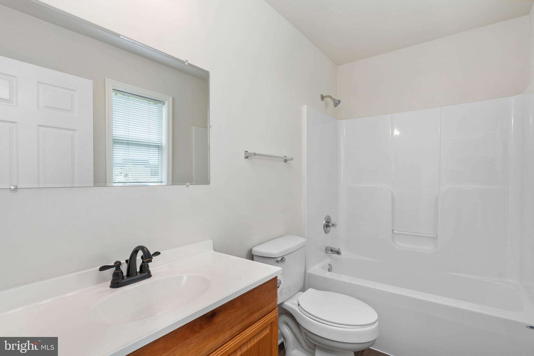 BORDEN MEADOWS - Residential