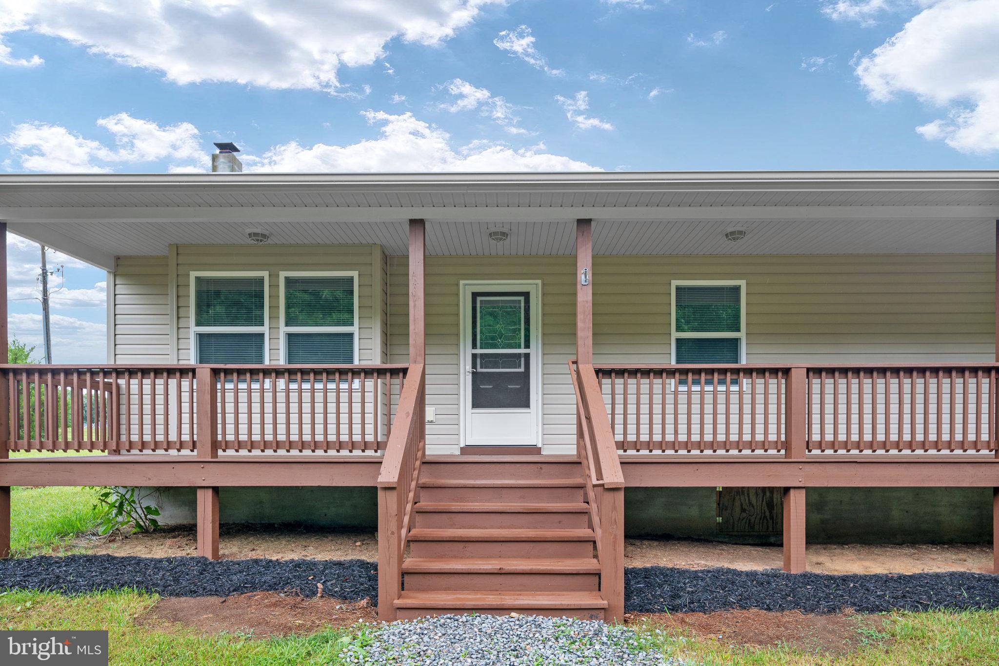 BORDEN MEADOWS - Residential