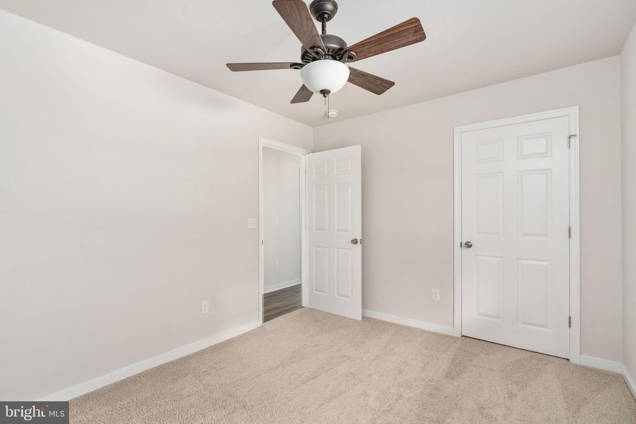 BORDEN MEADOWS - Residential